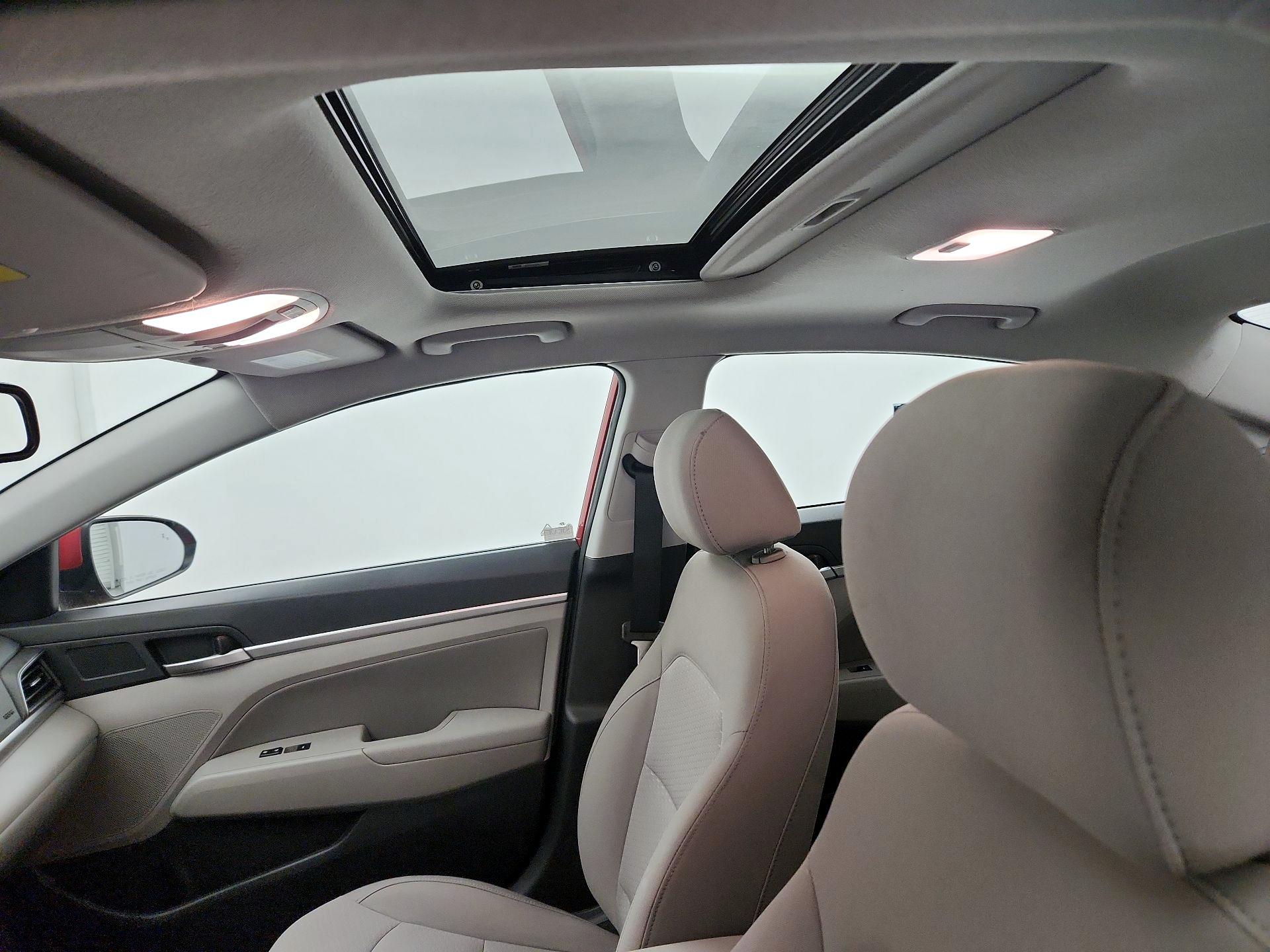 Thumbnail: 2020 Hyundai Elantra - 19