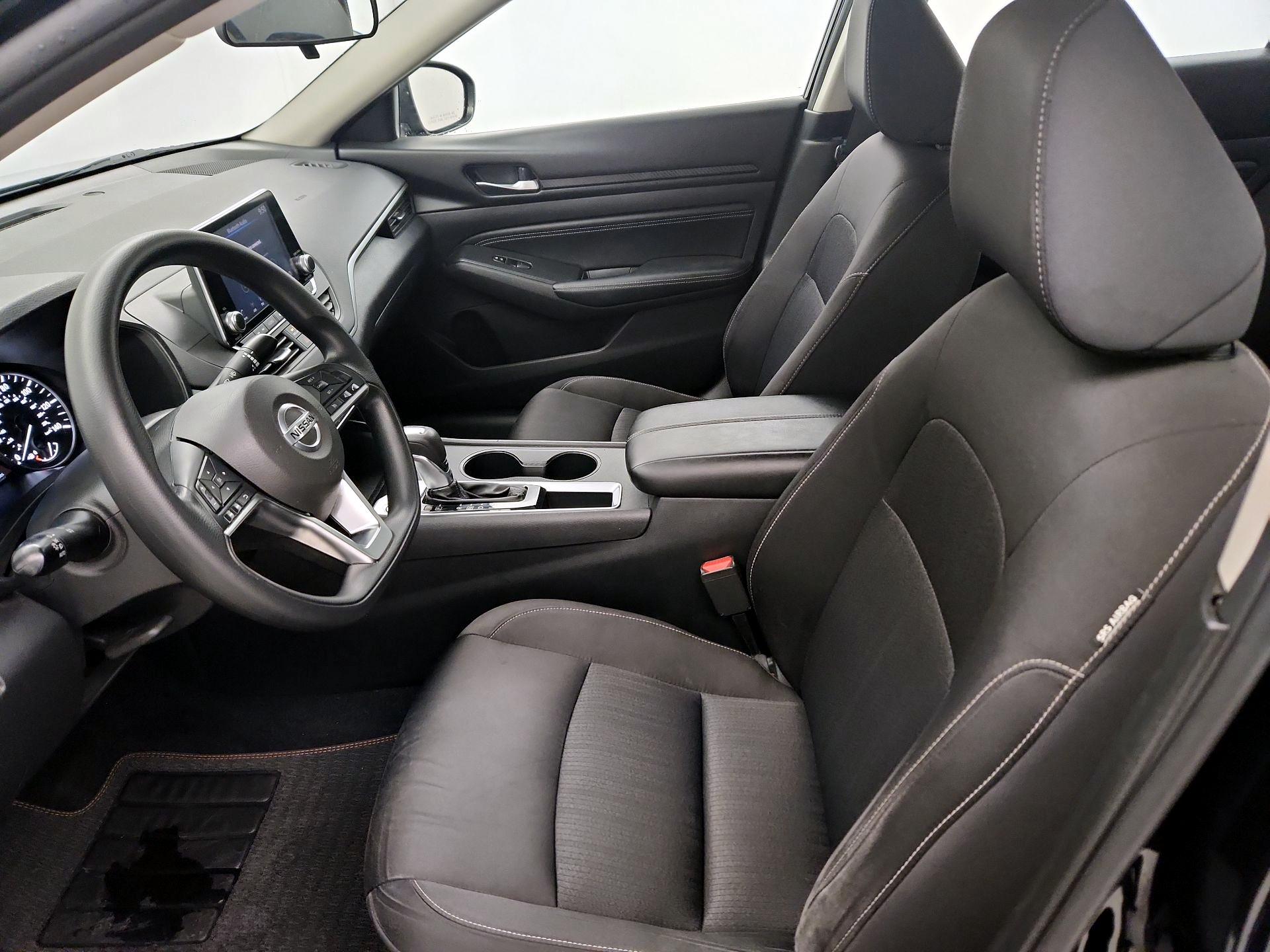 Thumbnail: 2020 Nissan Altima - 11