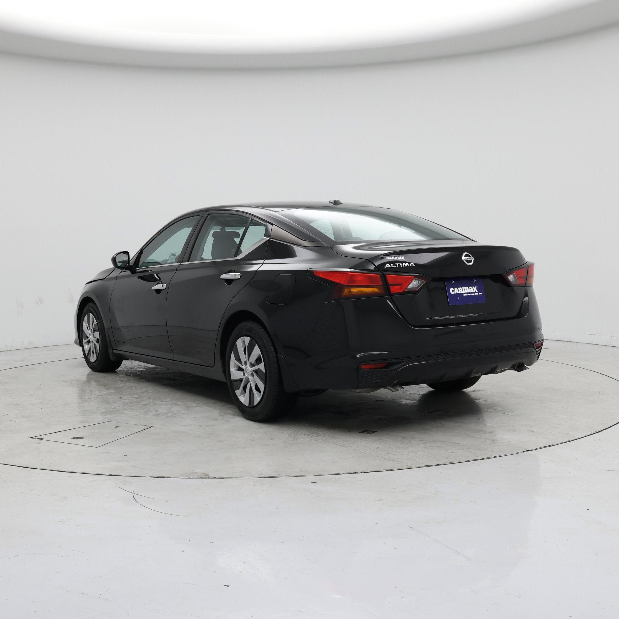 Thumbnail: 2020 Nissan Altima - 2