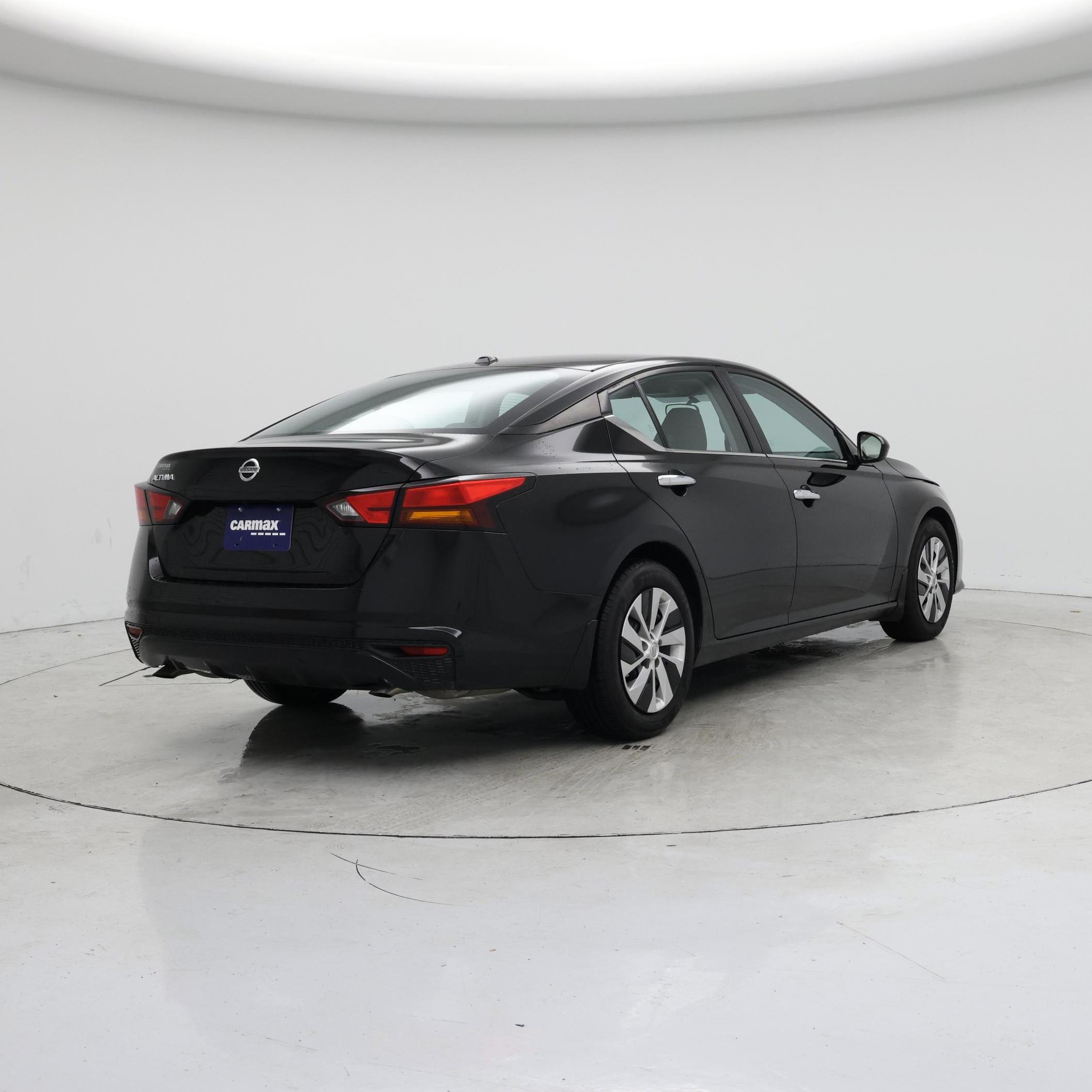 Thumbnail: 2020 Nissan Altima - 8