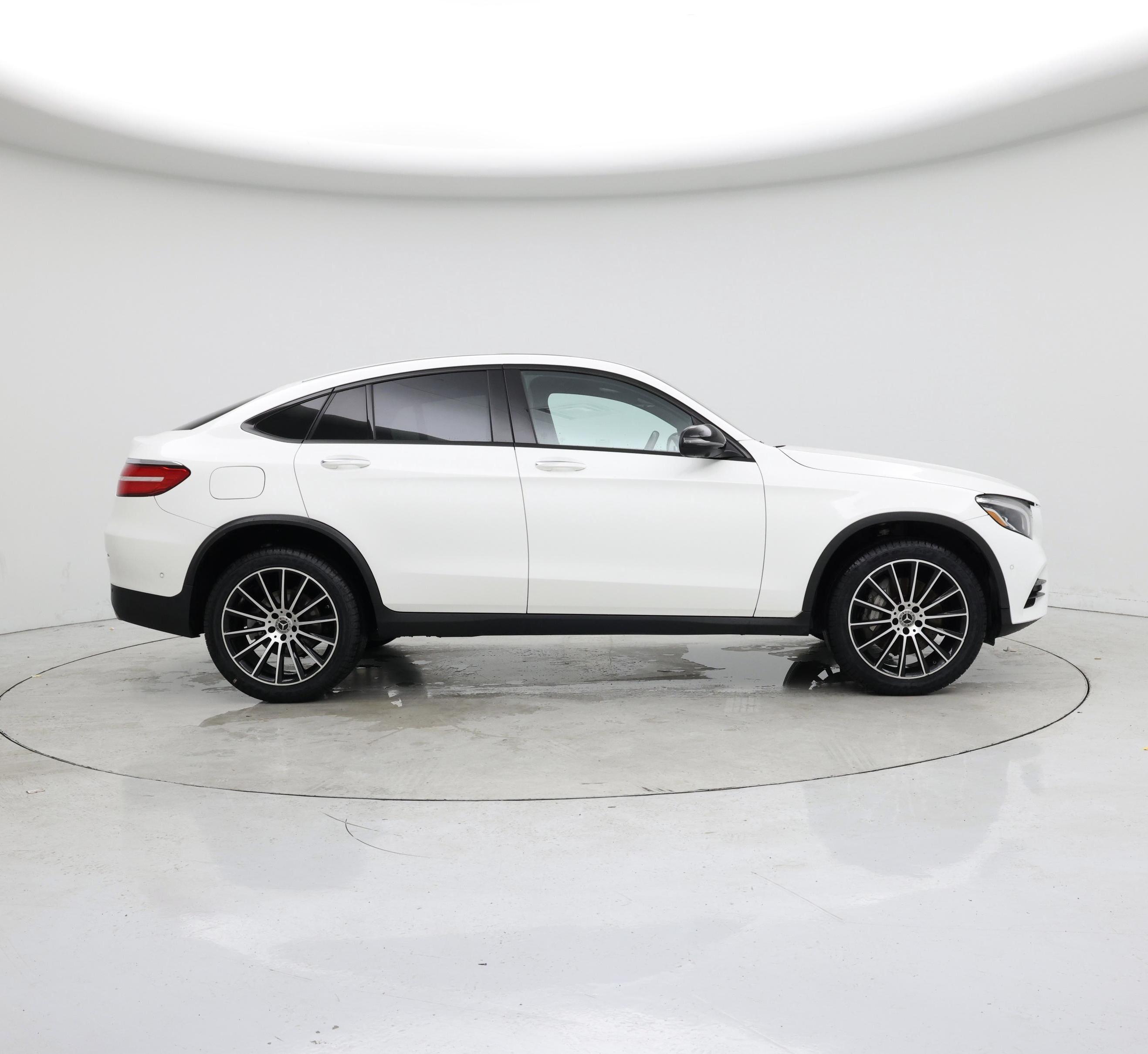 Thumbnail: 2019 Mercedes-Benz GLC - 7