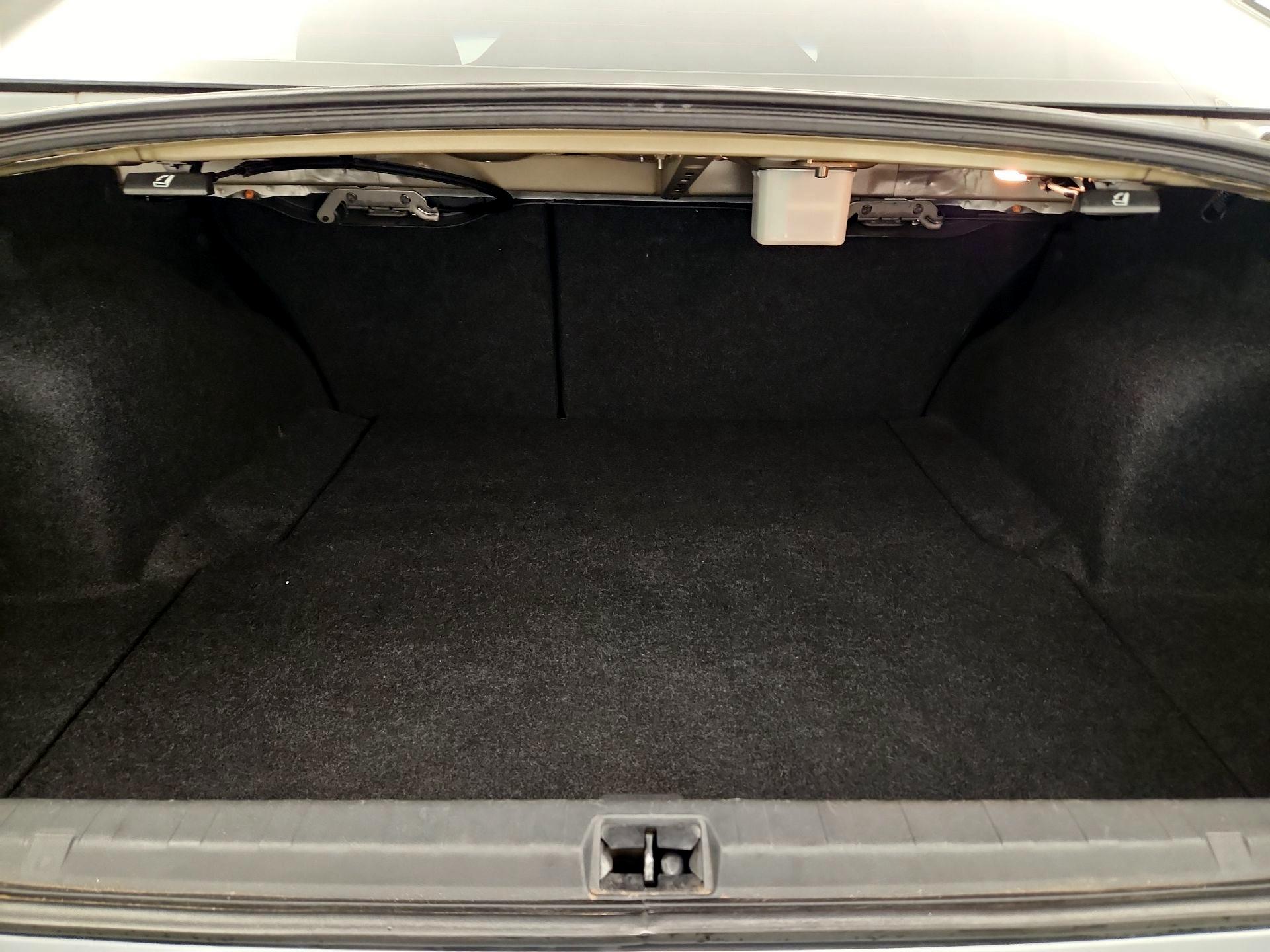 Thumbnail: 2014 Subaru Legacy - 20