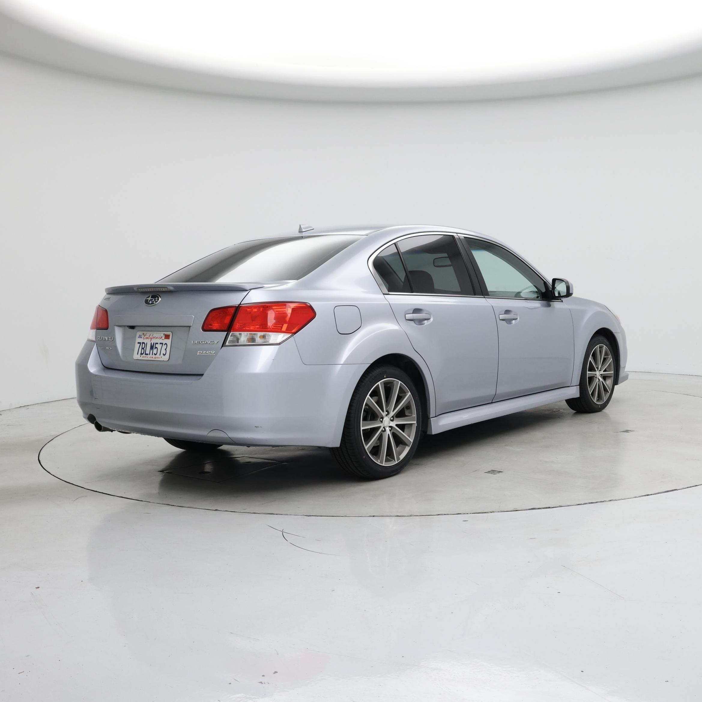 Thumbnail: 2014 Subaru Legacy - 8