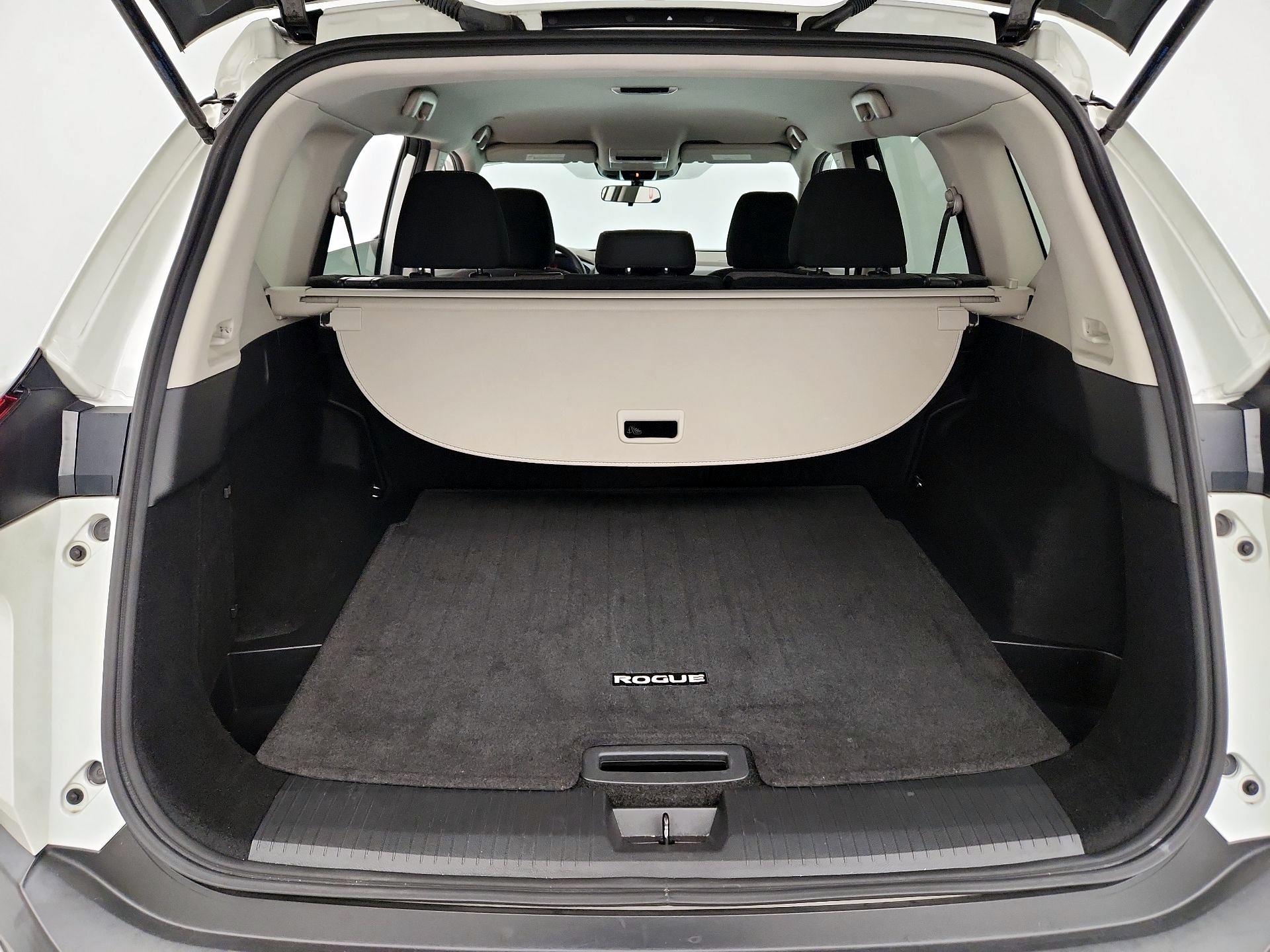 Thumbnail: 2022 Nissan Rogue - 20