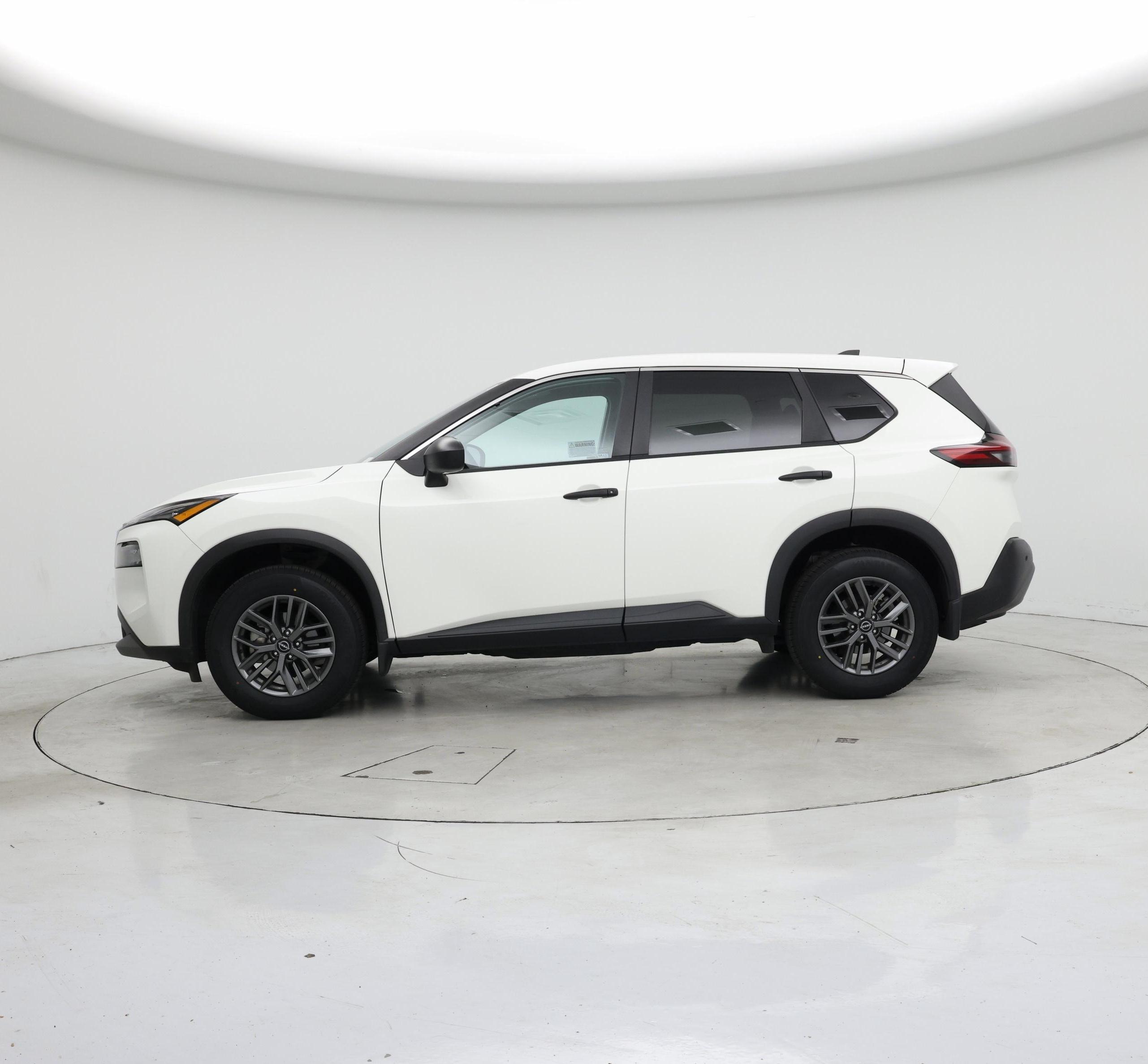 Thumbnail: 2022 Nissan Rogue - 3