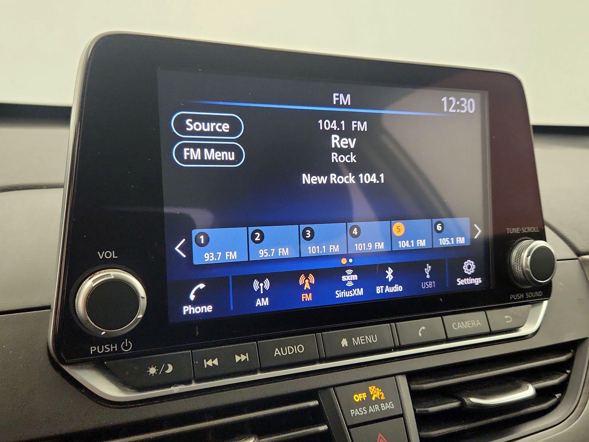 Thumbnail: 2023 Nissan Altima - 15