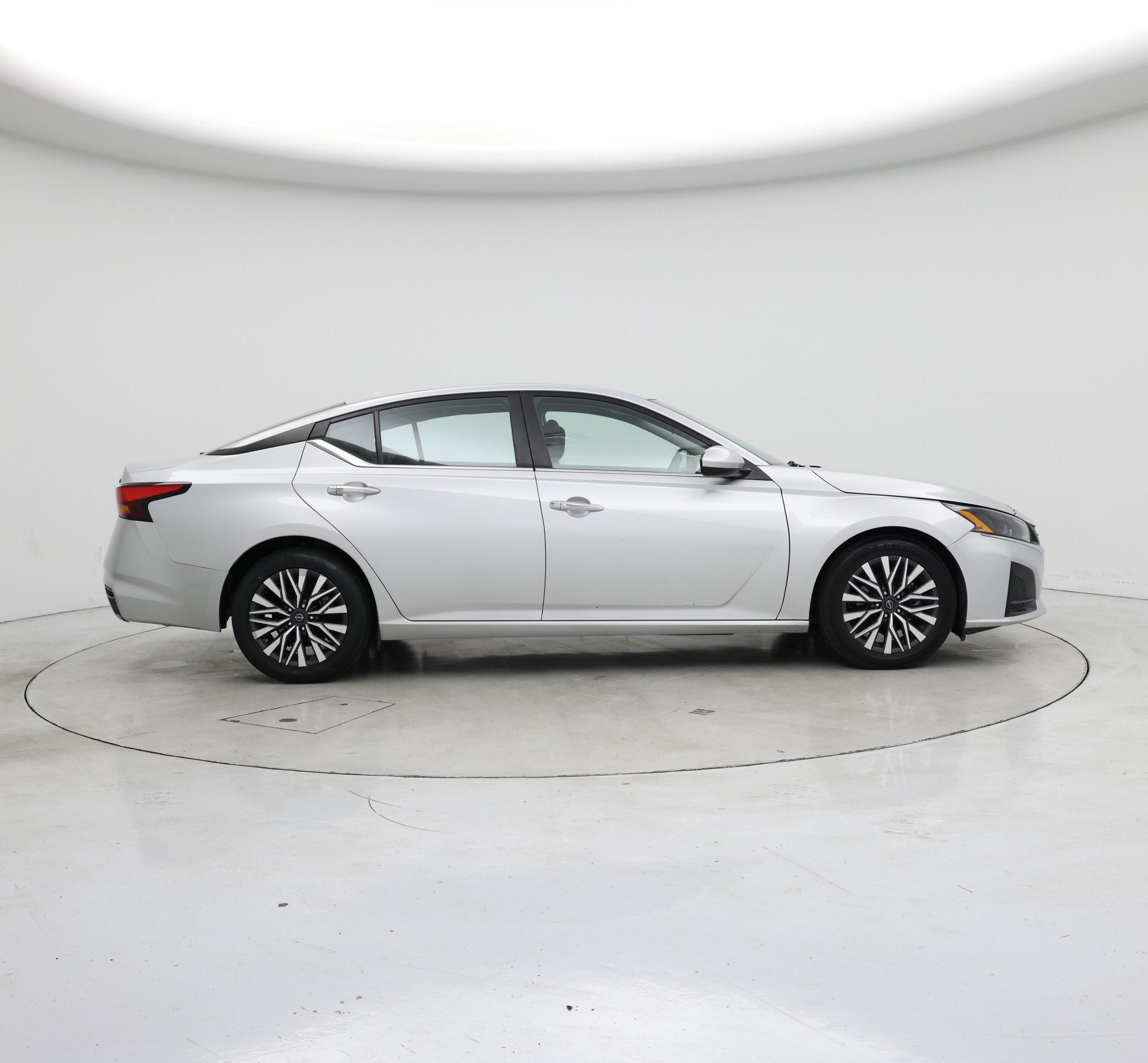 Thumbnail: 2023 Nissan Altima - 7