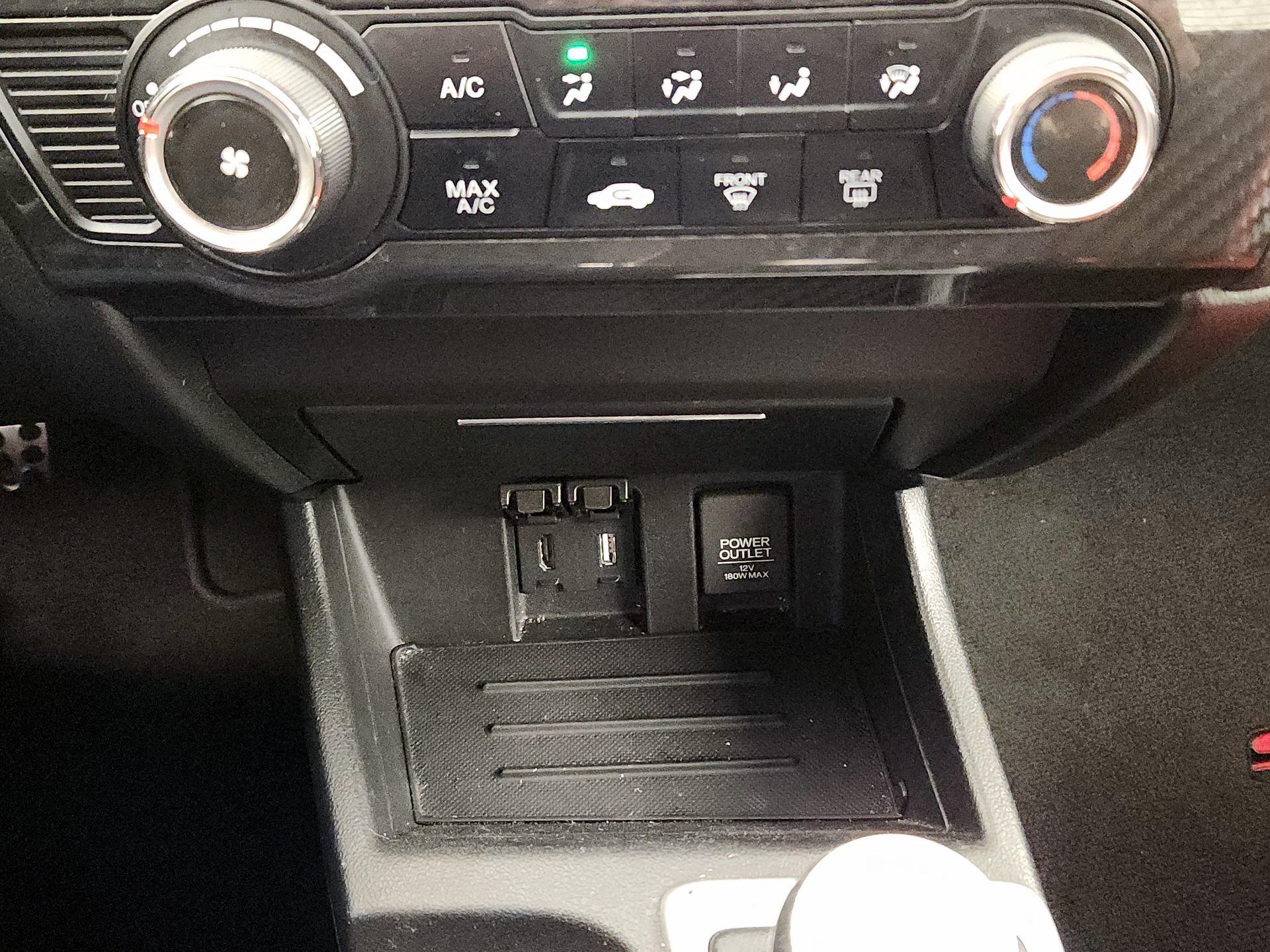 Thumbnail: 2015 Honda Civic - 16