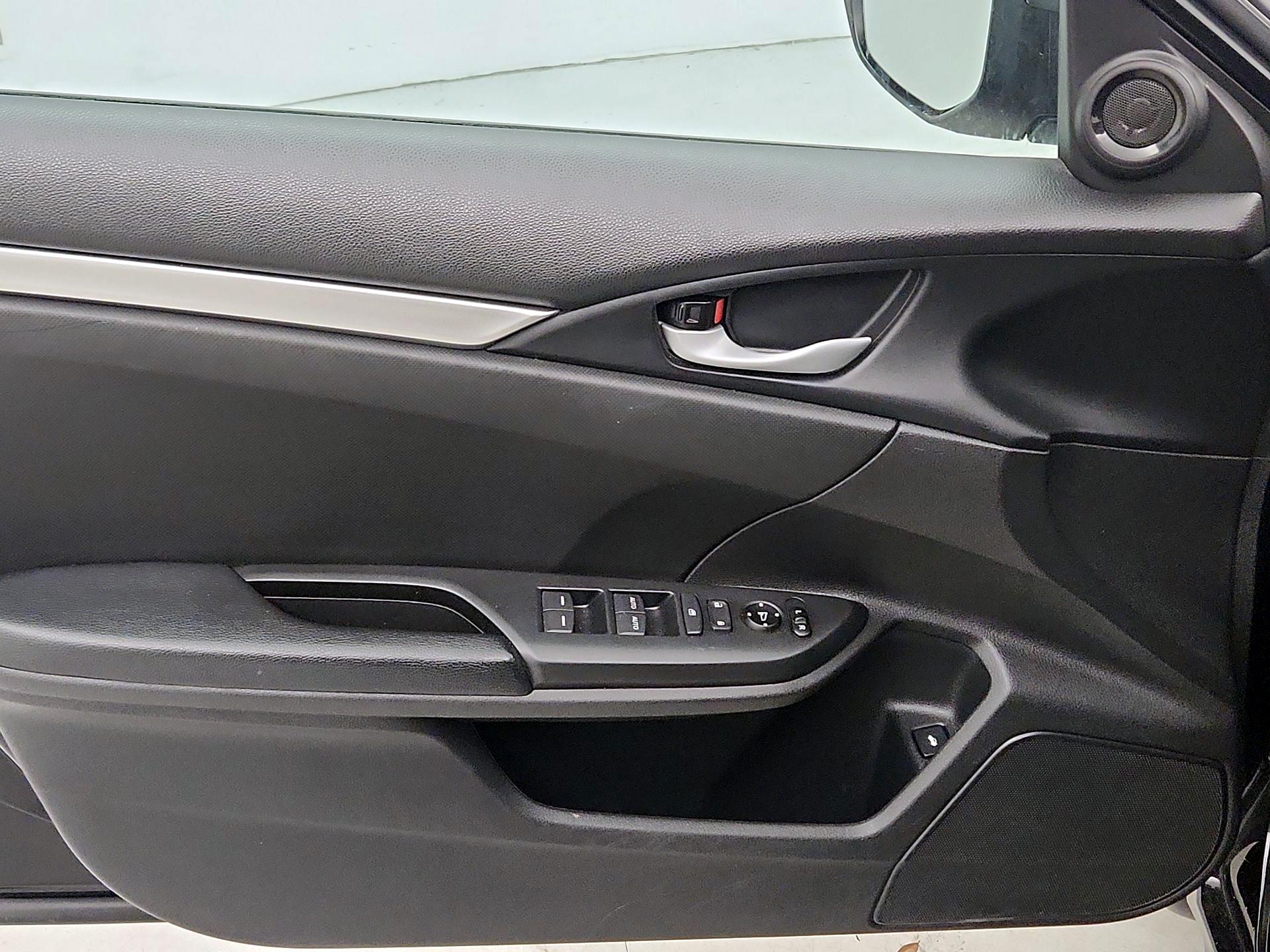 Thumbnail: 2019 Honda Civic - 12