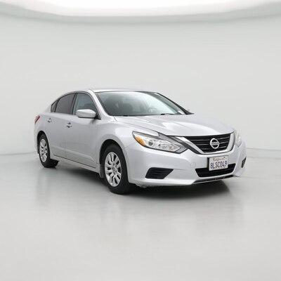 Silver 2016 Nissan Altima S