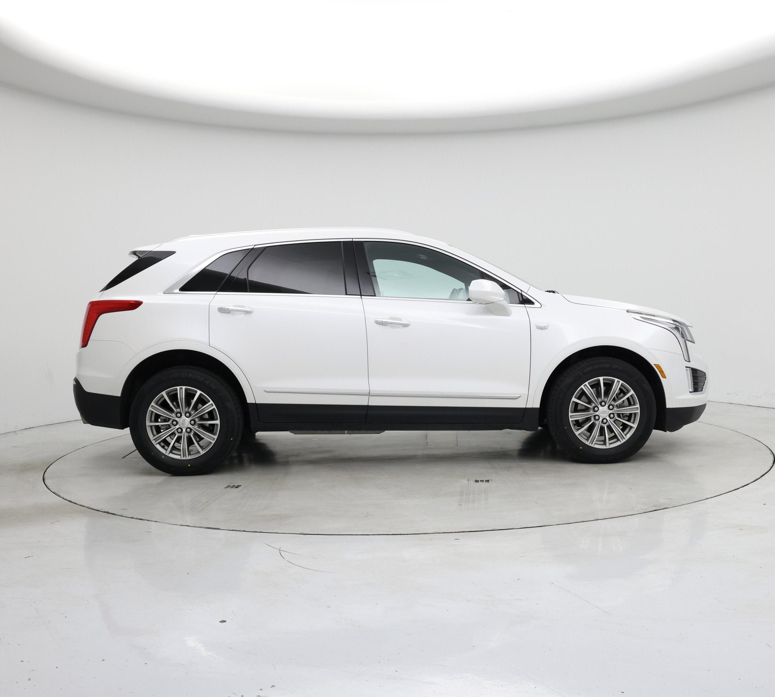 Thumbnail: 2017 Cadillac XT5 - 7