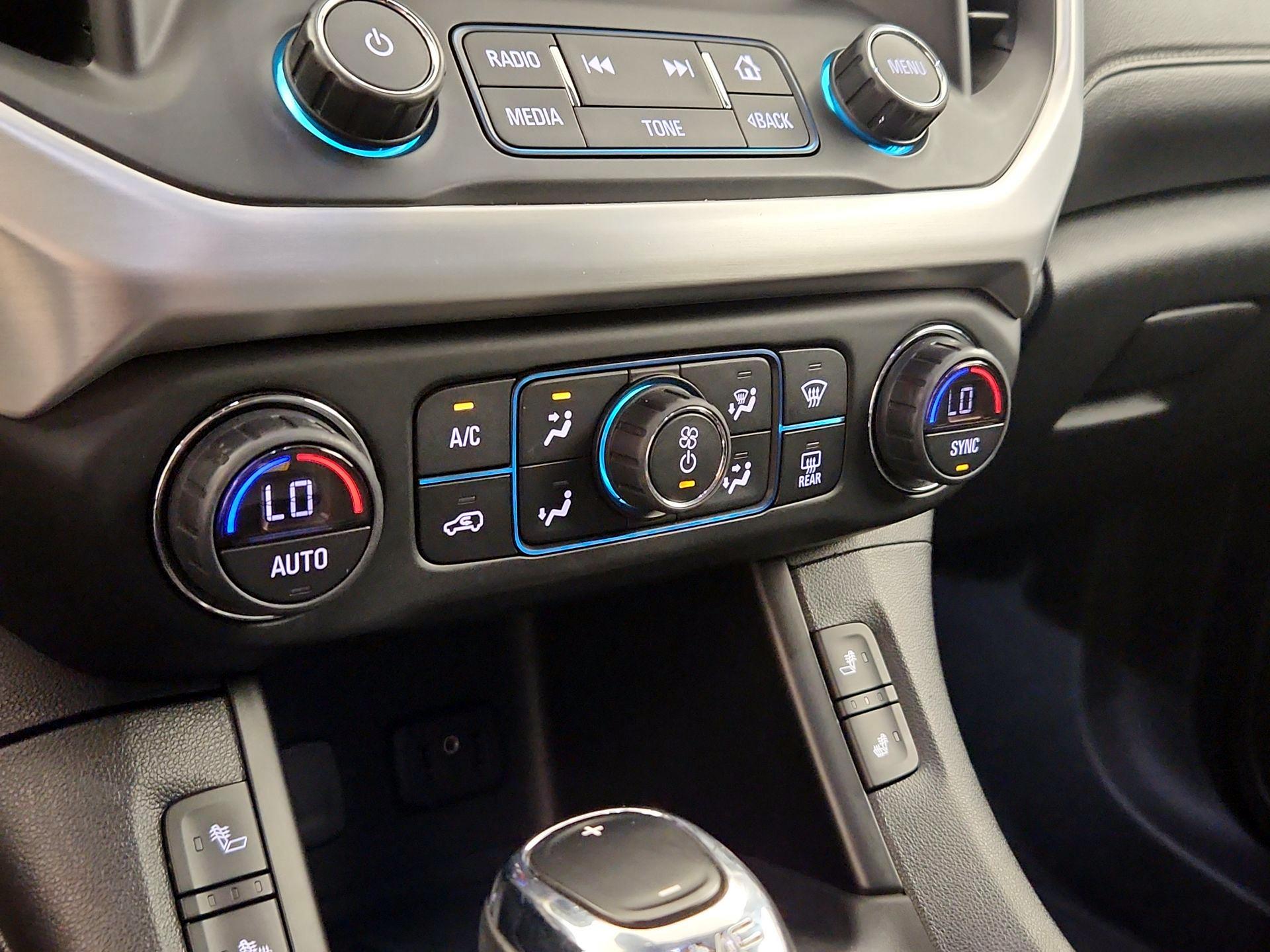 Thumbnail: 2019 GMC Acadia - 17