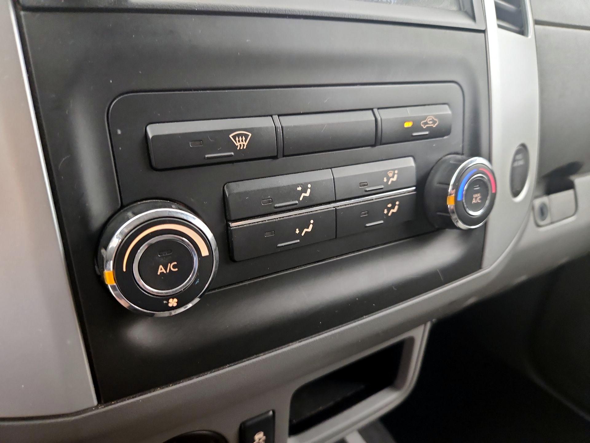 Thumbnail: 2021 Nissan Frontier - 16