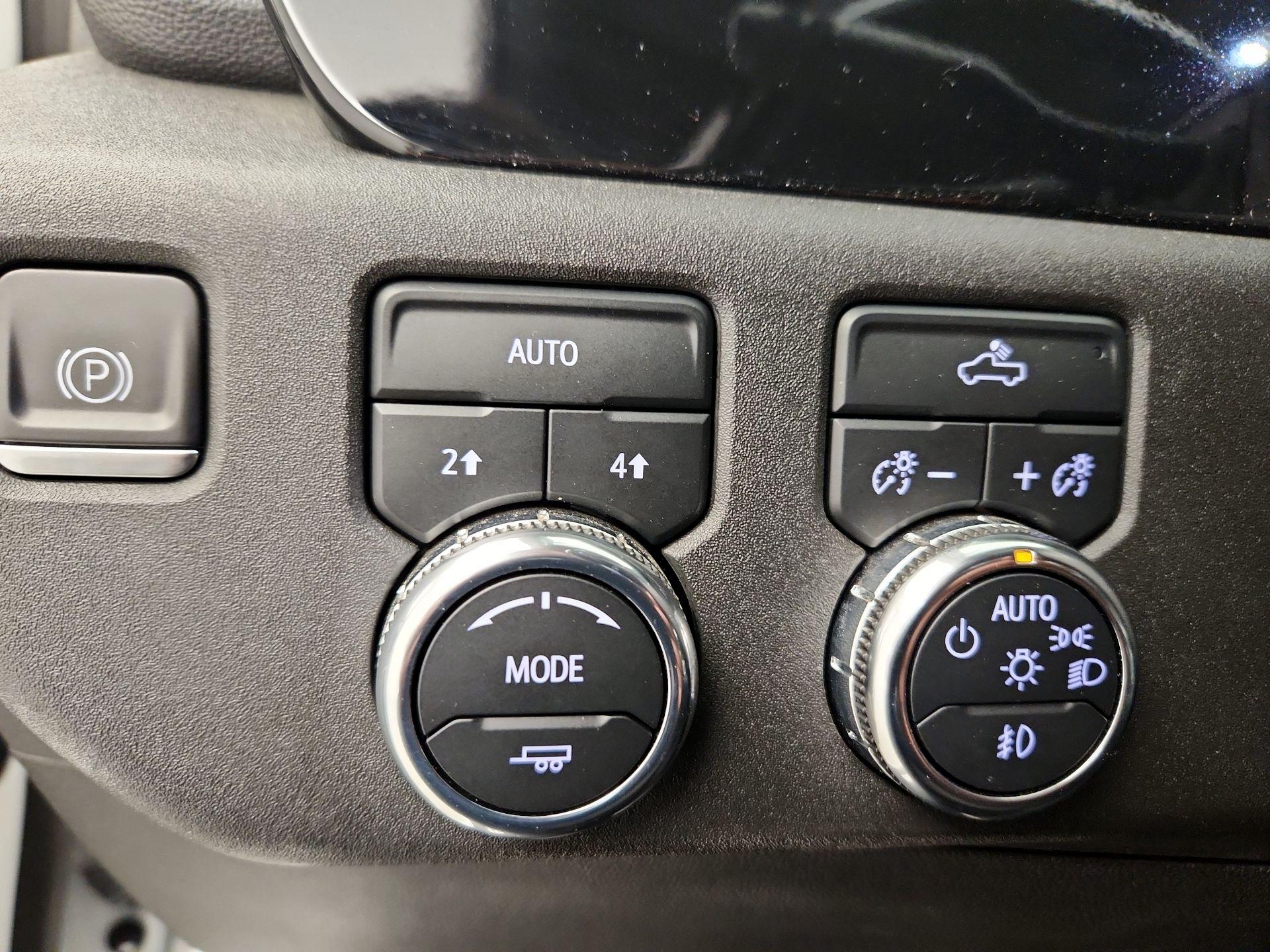 Thumbnail: 2023 GMC Sierra 1500 - 13