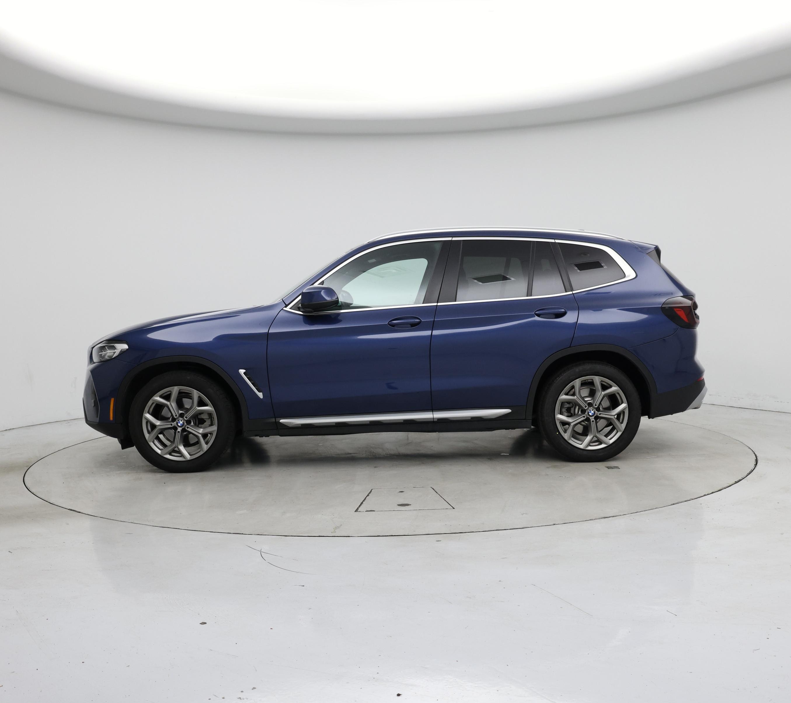 Thumbnail: 2023 BMW X3 - 3