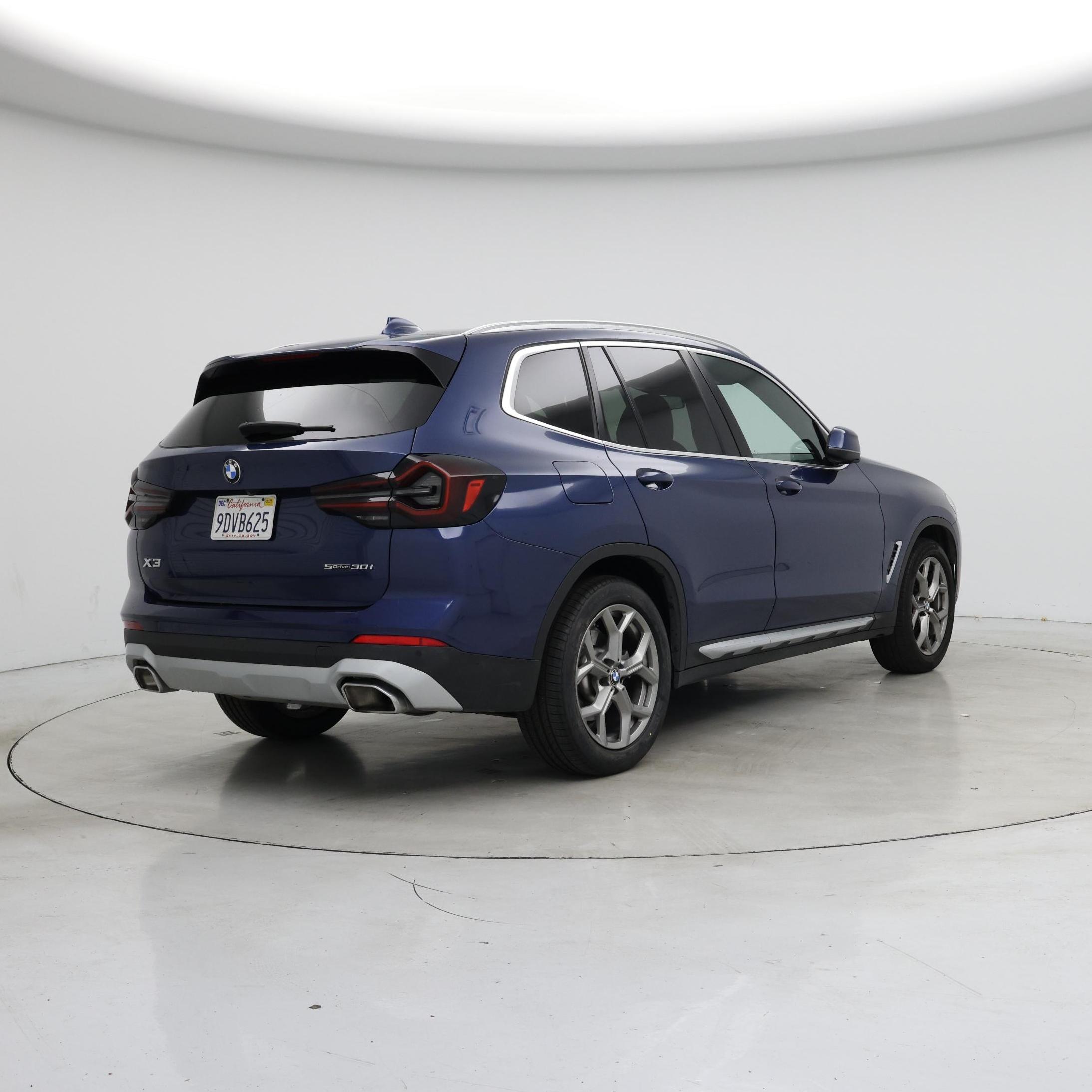 Thumbnail: 2023 BMW X3 - 8