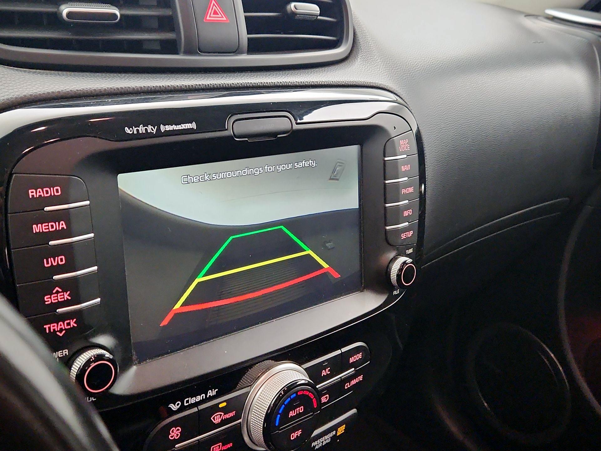 Thumbnail: 2016 Kia Soul - 15