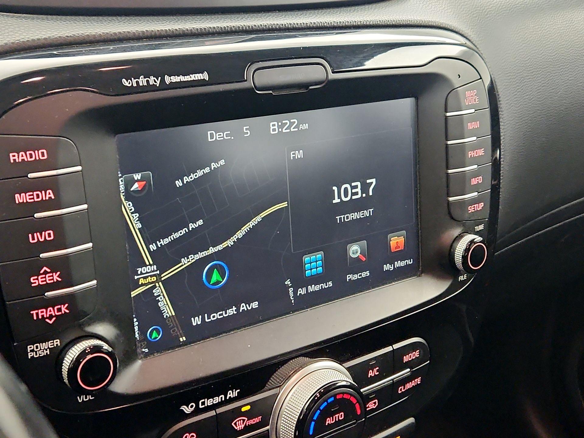 Thumbnail: 2016 Kia Soul - 16