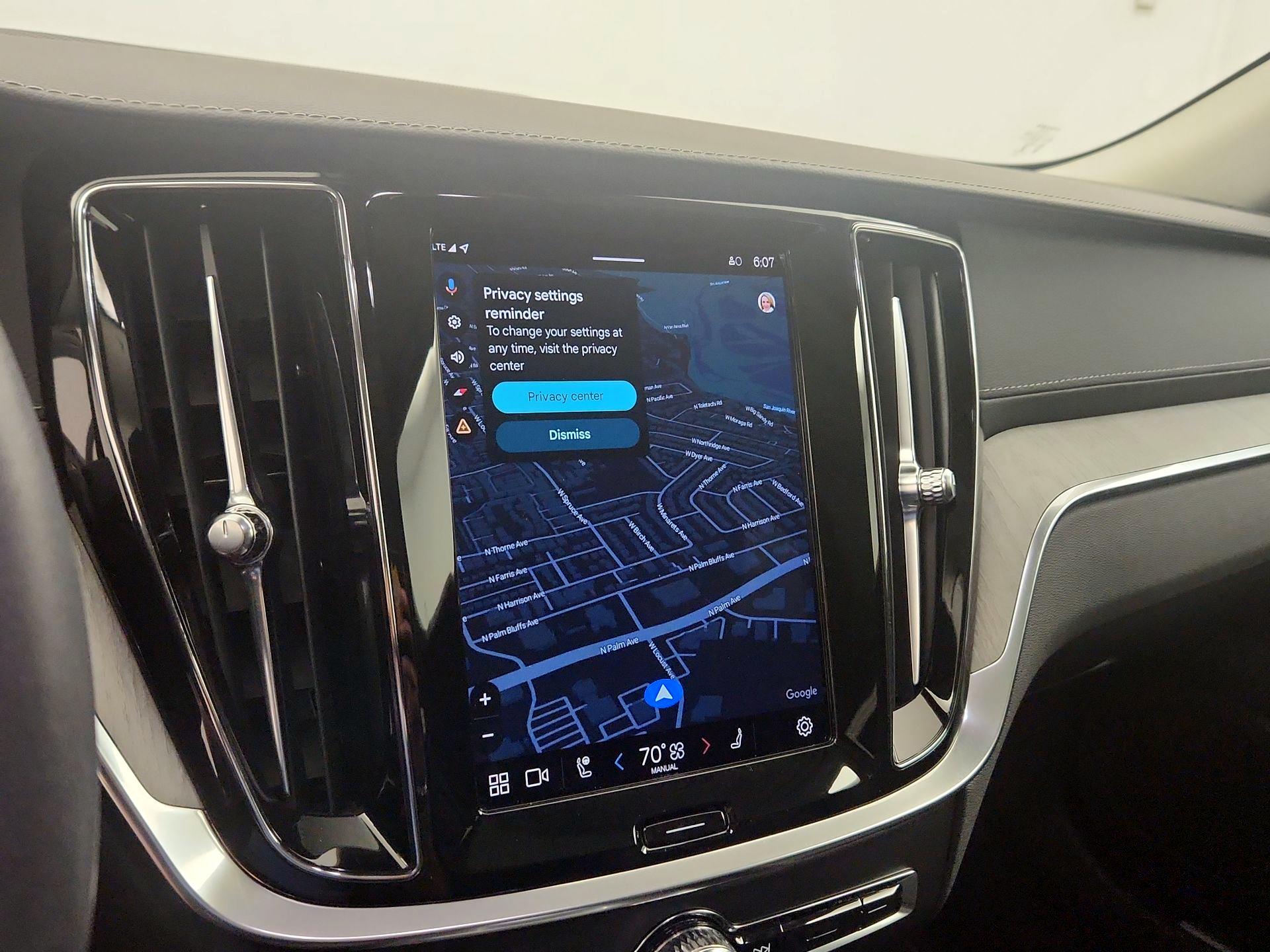 Thumbnail: 2023 Volvo S60 - 14