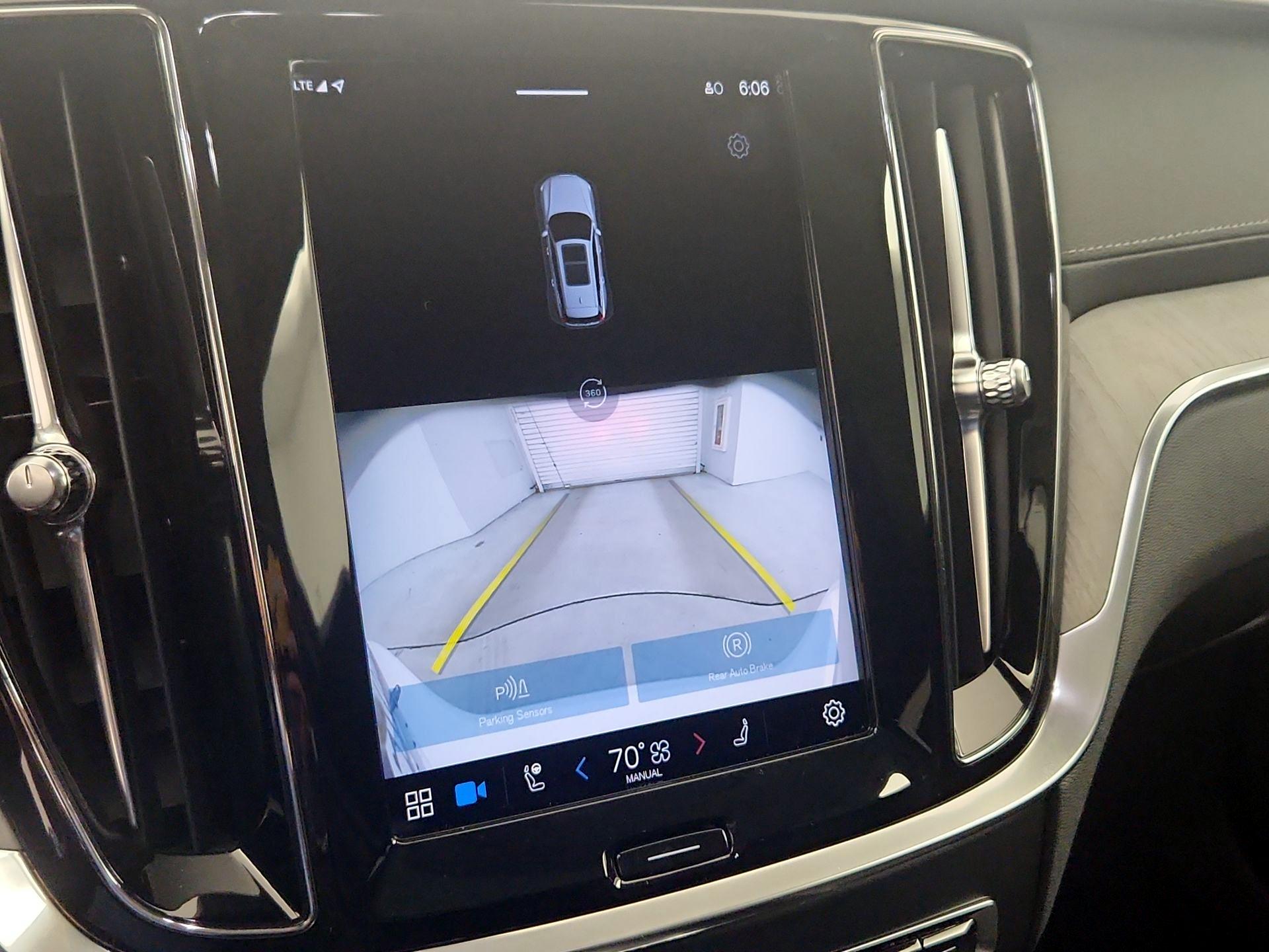 Thumbnail: 2023 Volvo S60 - 15