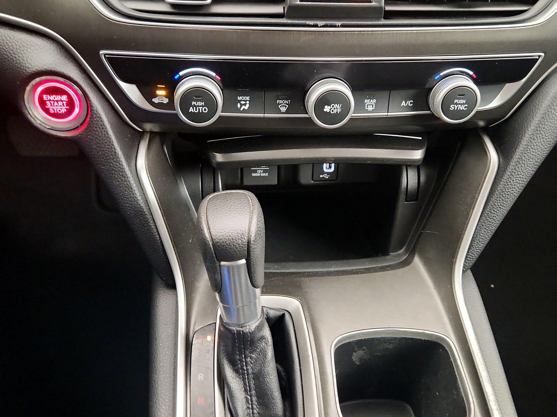 Thumbnail: 2018 Honda Accord - 16