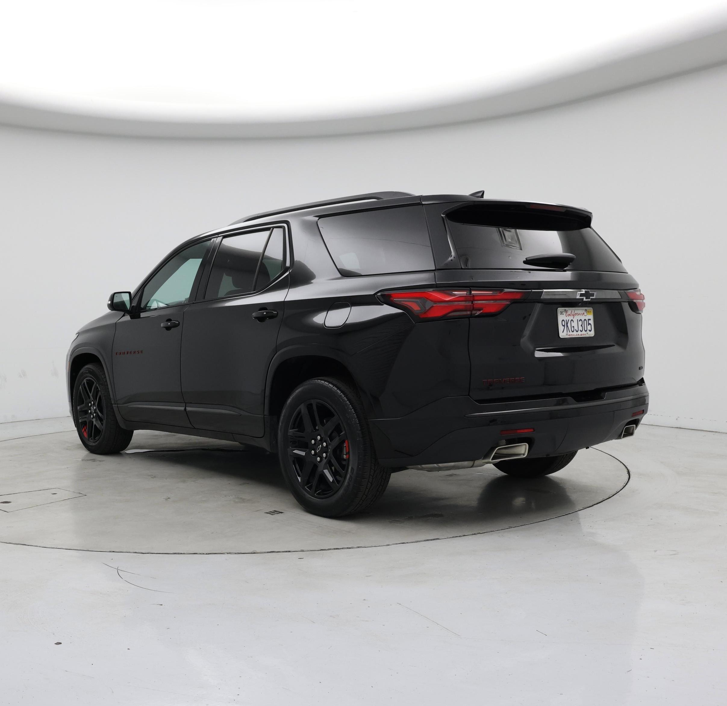 Thumbnail: 2023 Chevrolet Traverse - 2