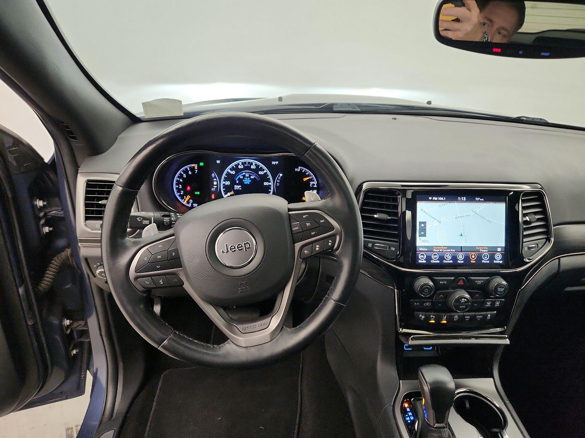 Thumbnail: 2020 Jeep Grand Cherokee - 10