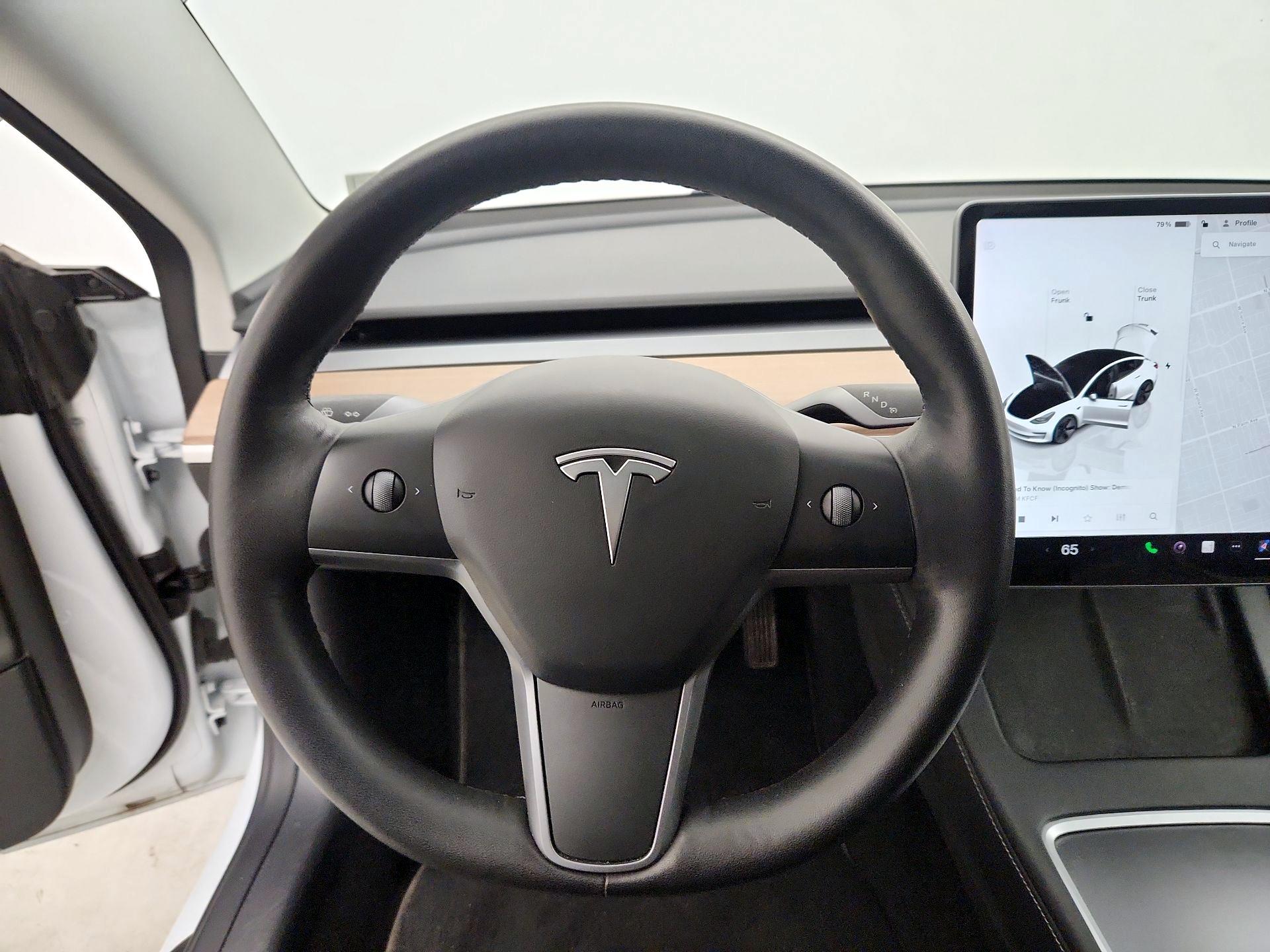 Thumbnail: 2022 Tesla Model 3 - 10