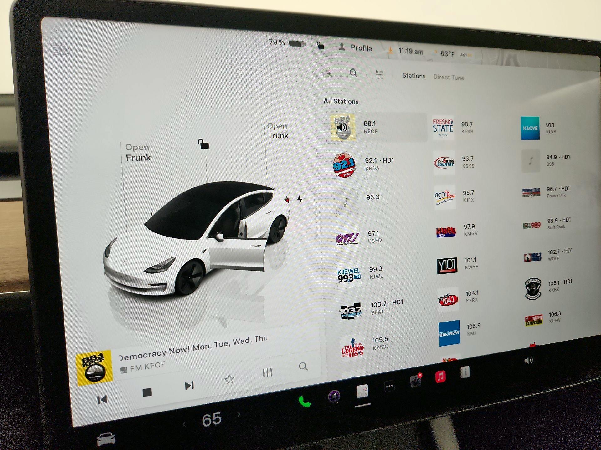 Thumbnail: 2022 Tesla Model 3 - 15