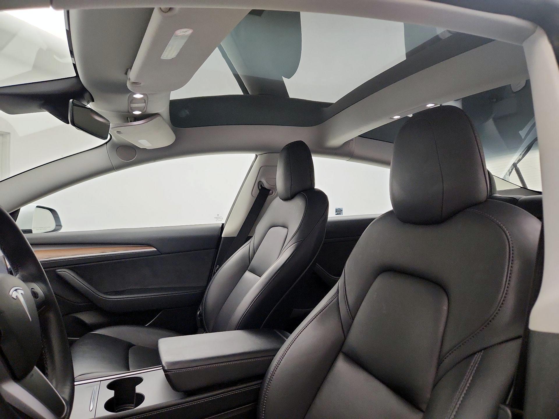 Thumbnail: 2022 Tesla Model 3 - 18