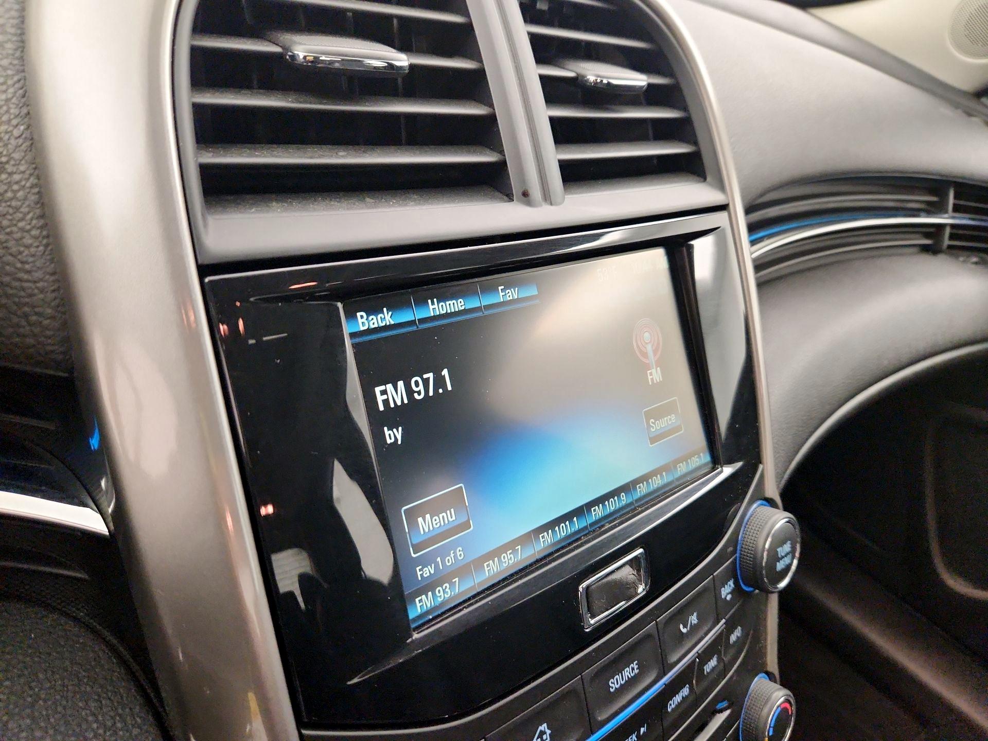 Thumbnail: 2014 Chevrolet Malibu - 15