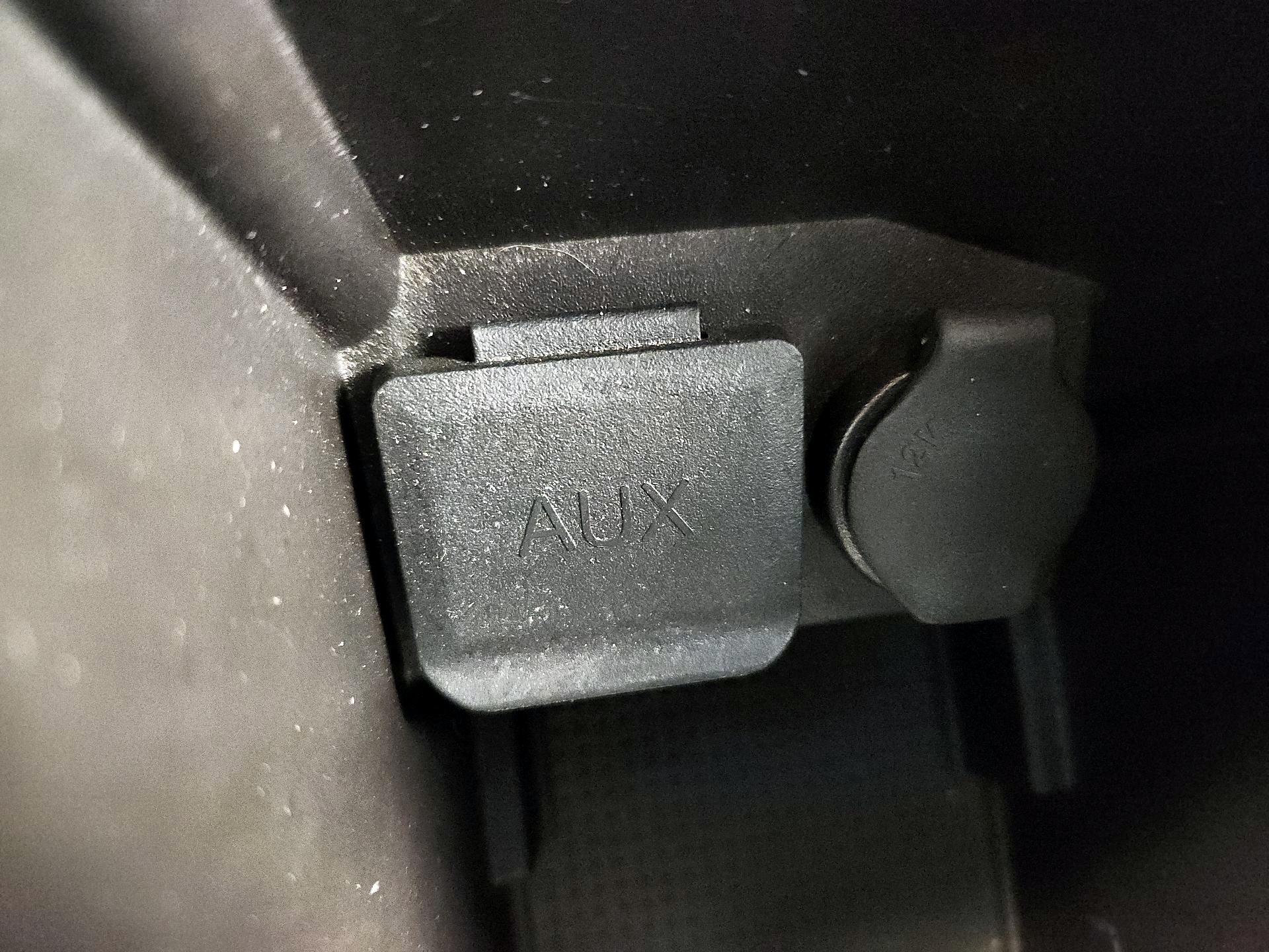 Thumbnail: 2014 Chevrolet Malibu - 18