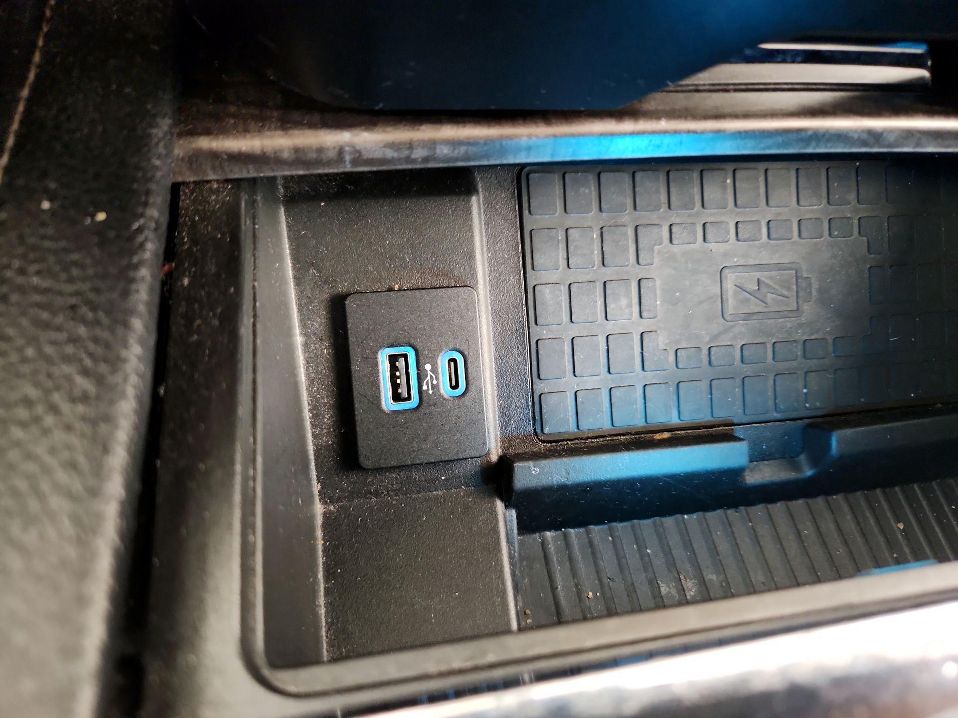 Thumbnail: 2020 Ford Expedition - 19