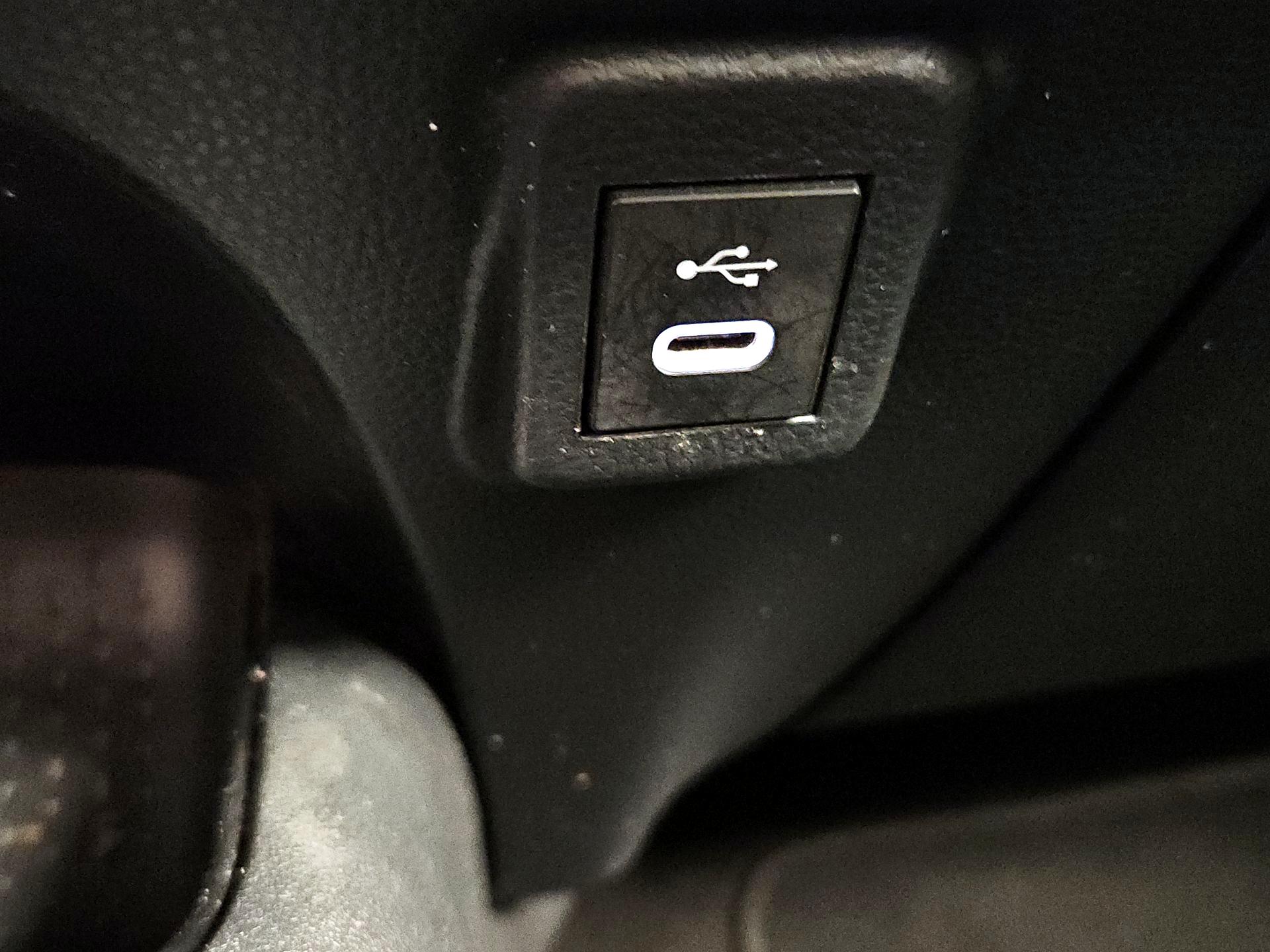 Thumbnail: 2024 Toyota Corolla - 18