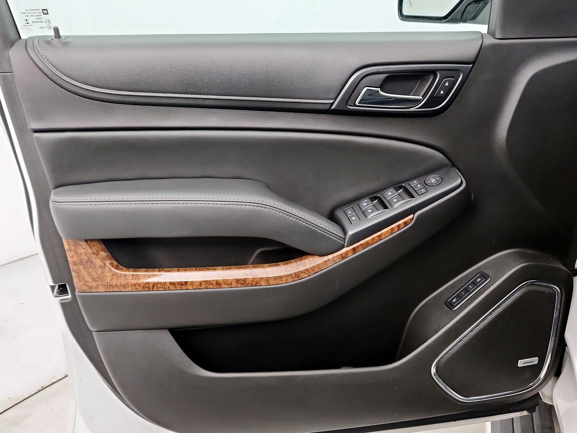 Thumbnail: 2016 Chevrolet Tahoe - 12