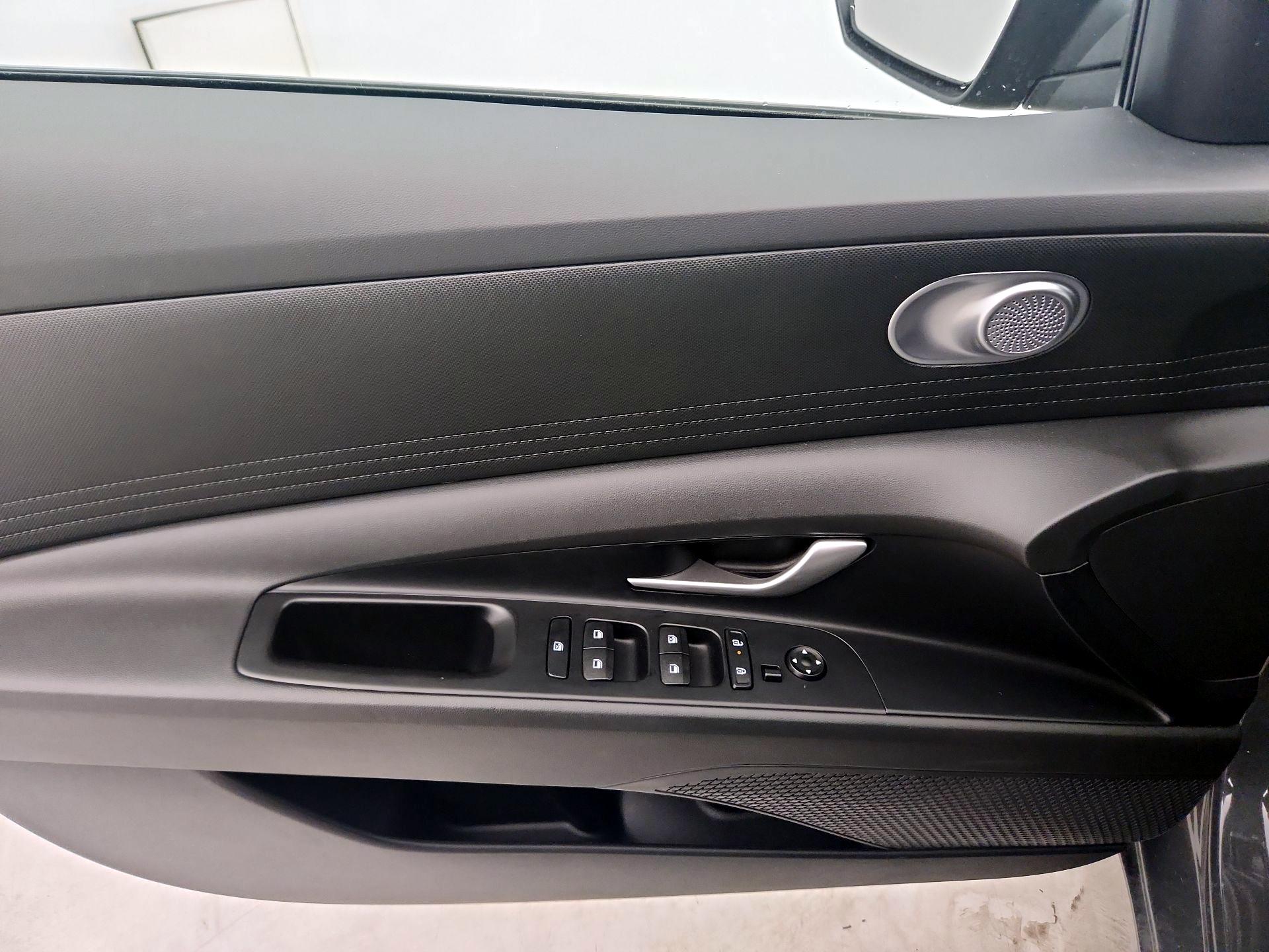 Thumbnail: 2024 Hyundai Elantra - 12