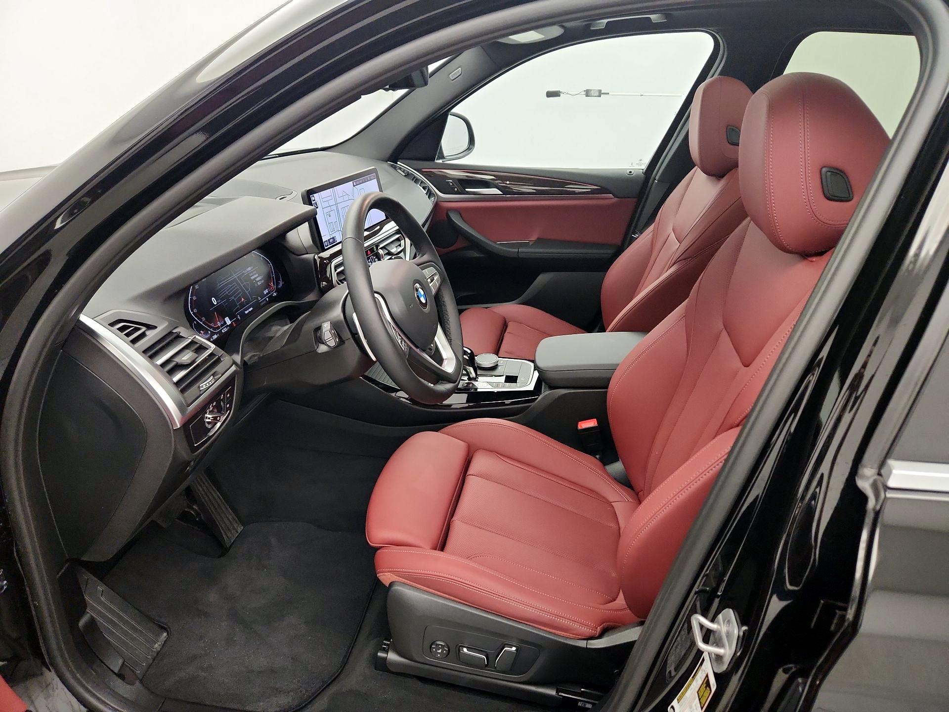 Thumbnail: 2024 BMW X3 - 11