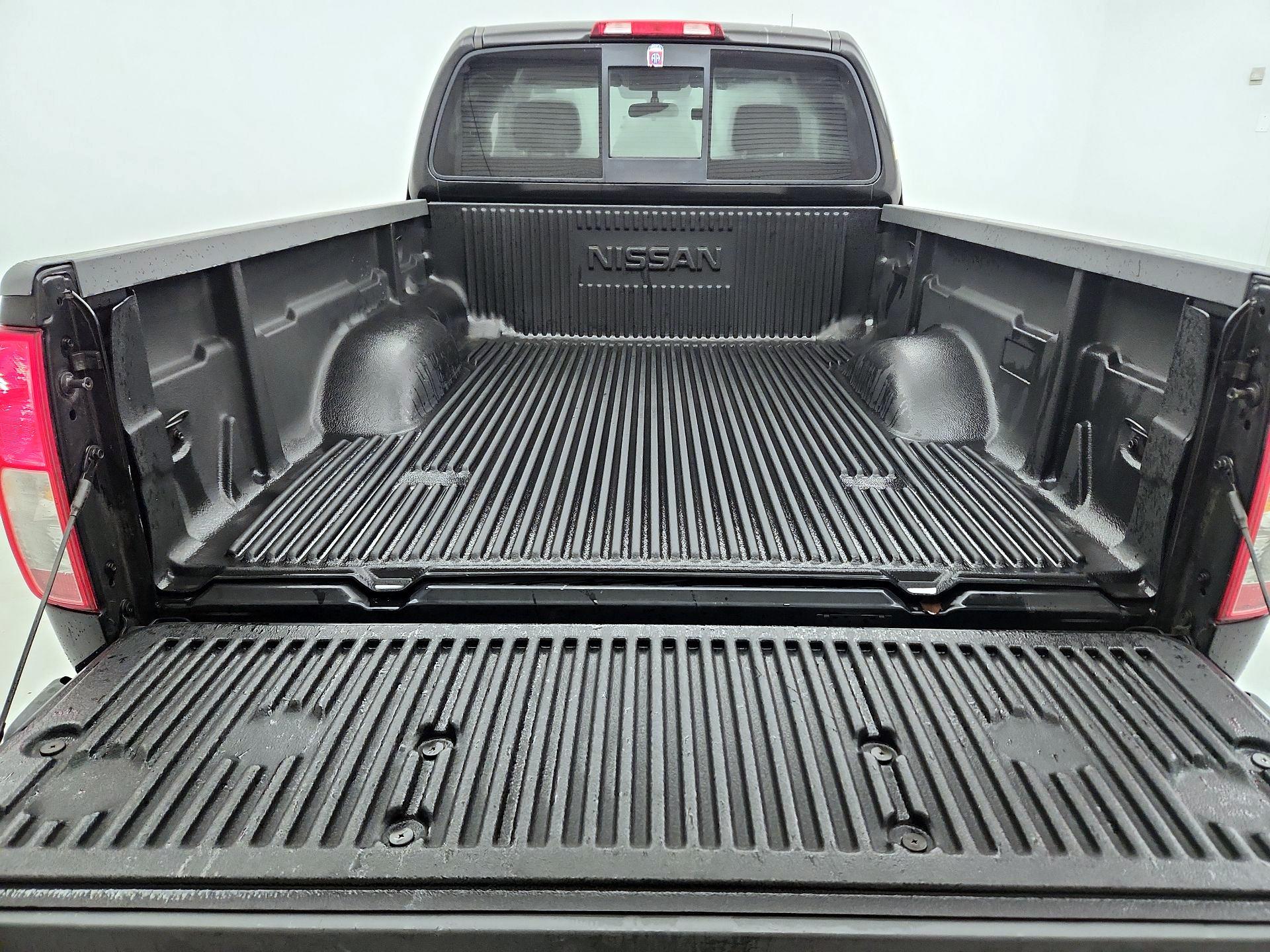 Thumbnail: 2017 Nissan Frontier - 19