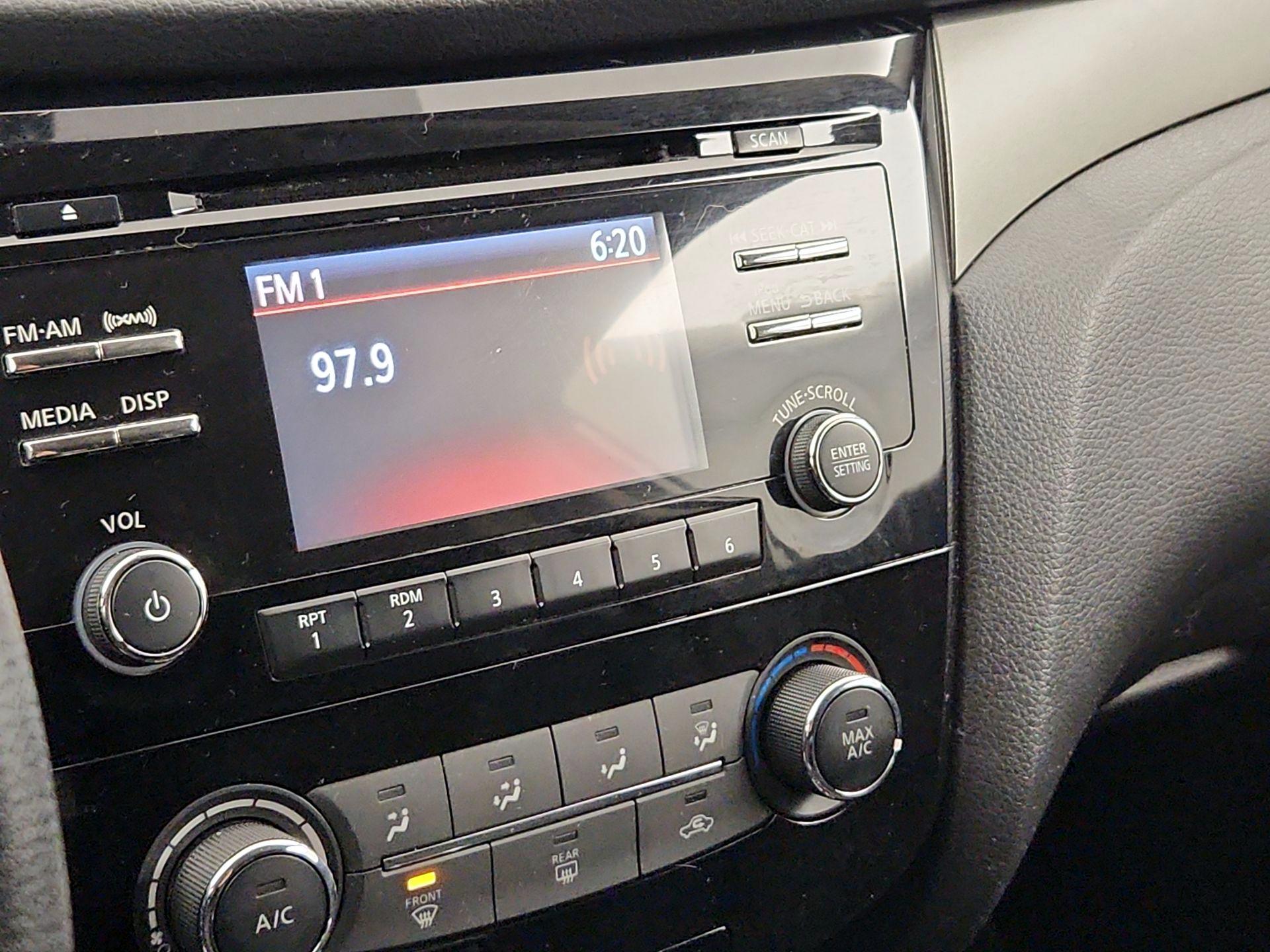 Thumbnail: 2018 Nissan Rogue Sport - 15