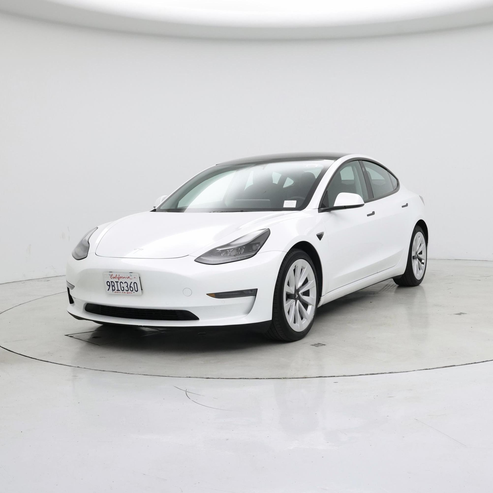 Thumbnail: 2022 Tesla Model 3 - 4