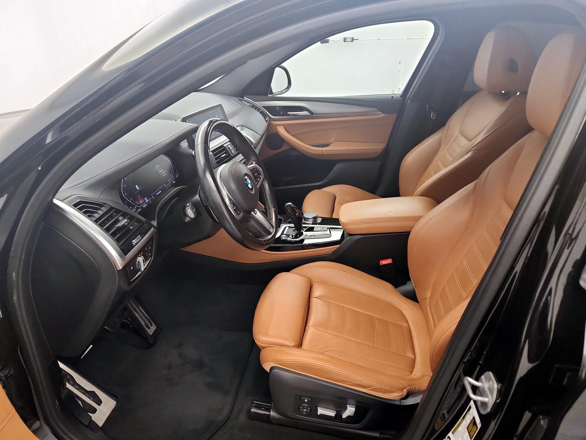 Thumbnail: 2021 BMW X4 - 11