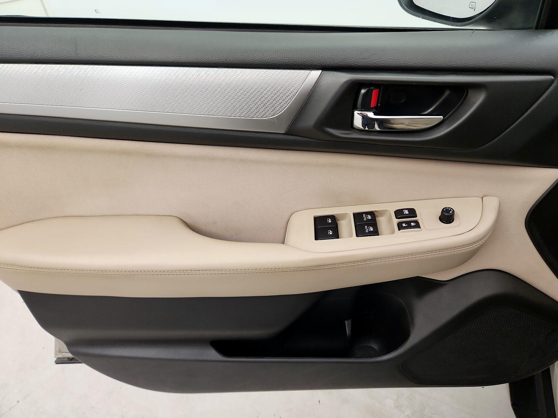 Thumbnail: 2019 Subaru Outback - 12