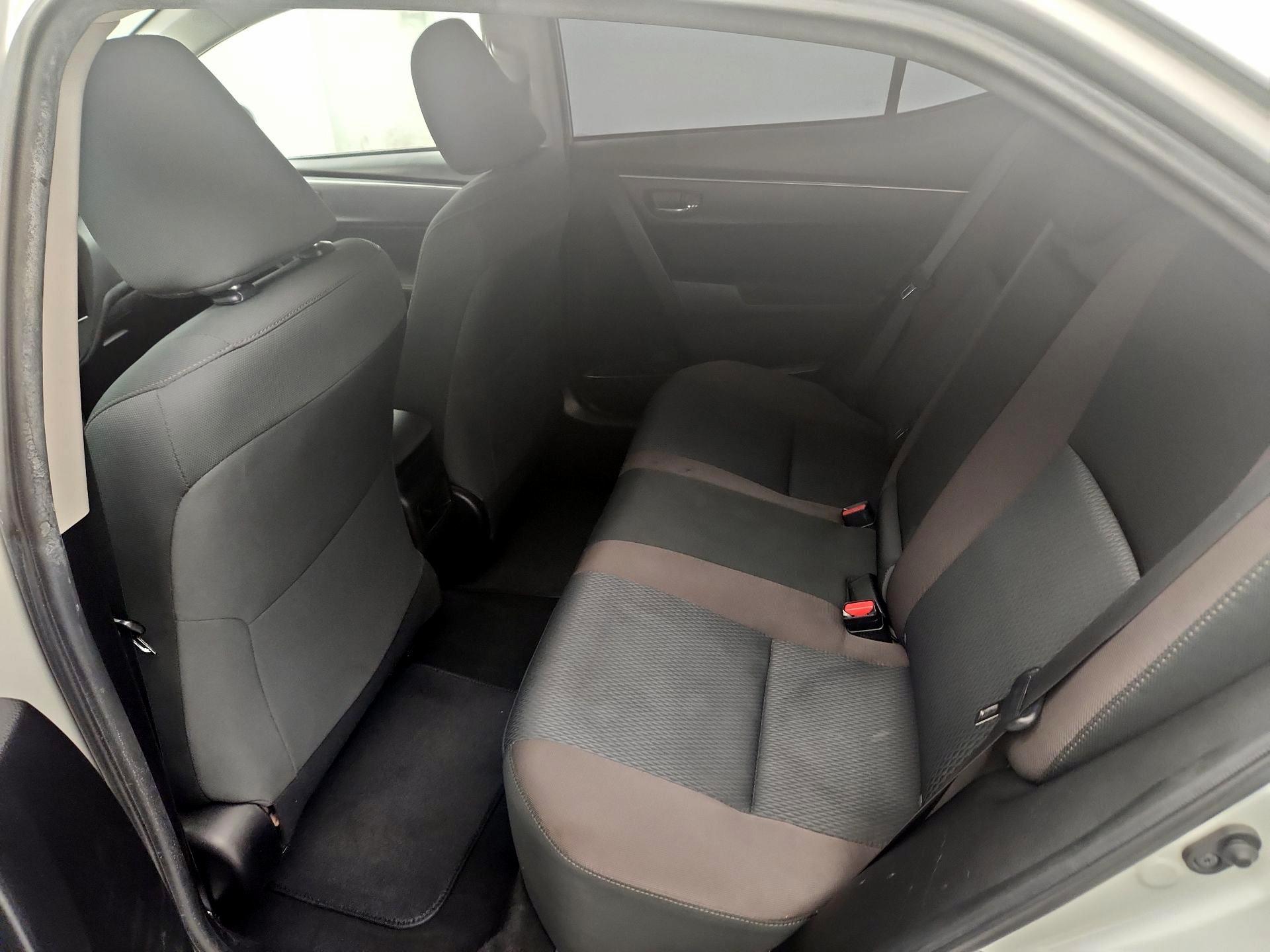 Thumbnail: 2019 Toyota Corolla - 19