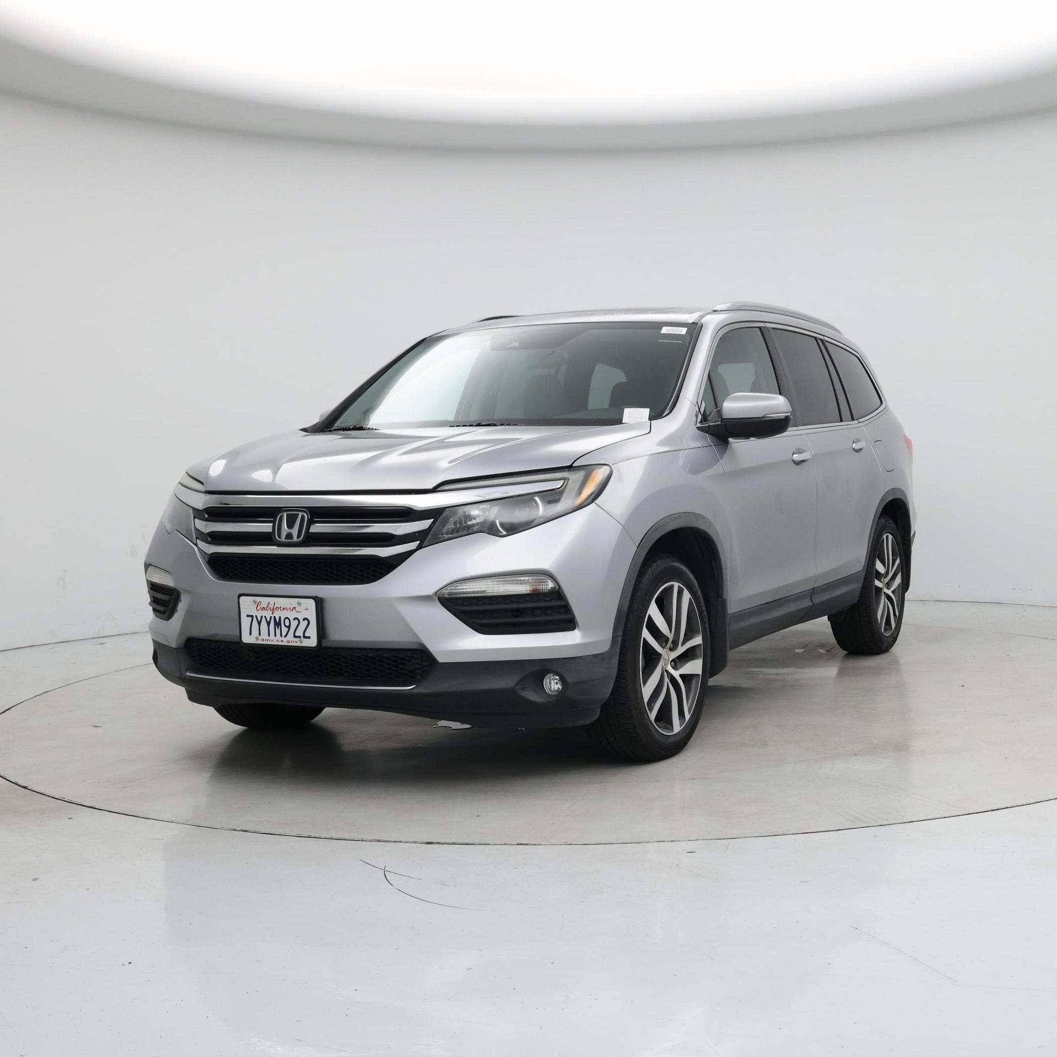 Thumbnail: 2016 Honda Pilot - 4