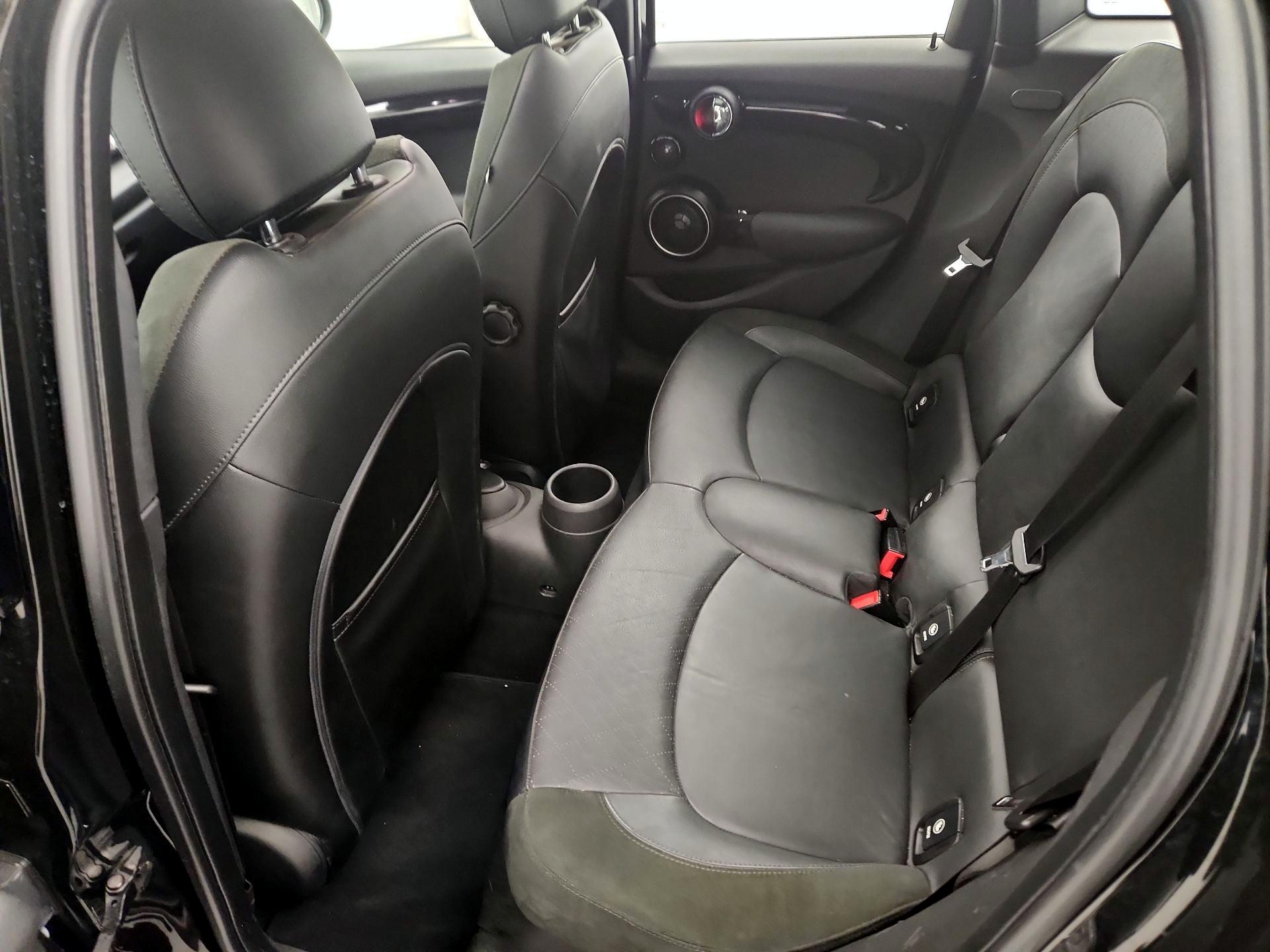 Thumbnail: 2015 MINI Cooper Hardtop - 20