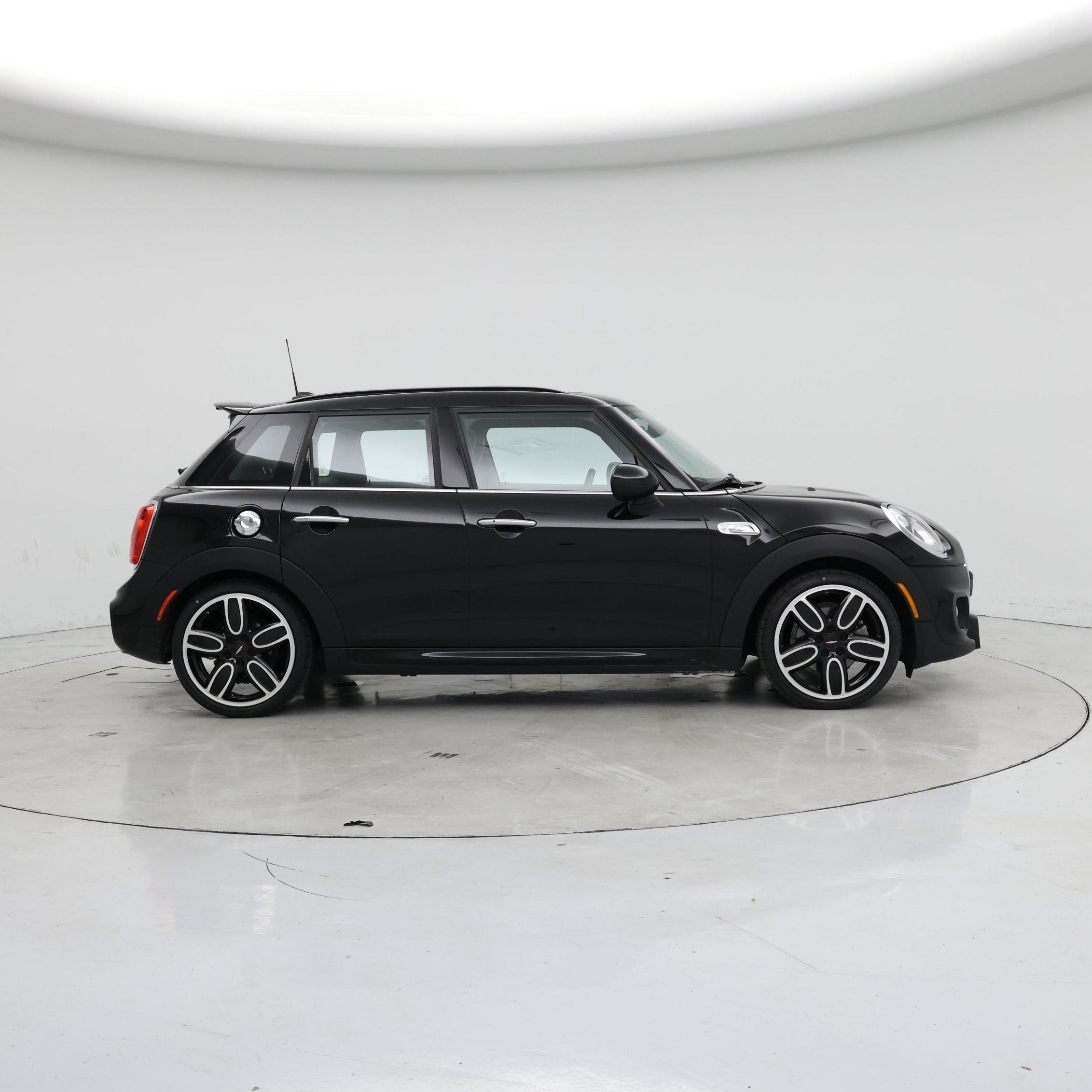 Thumbnail: 2015 MINI Cooper Hardtop - 7