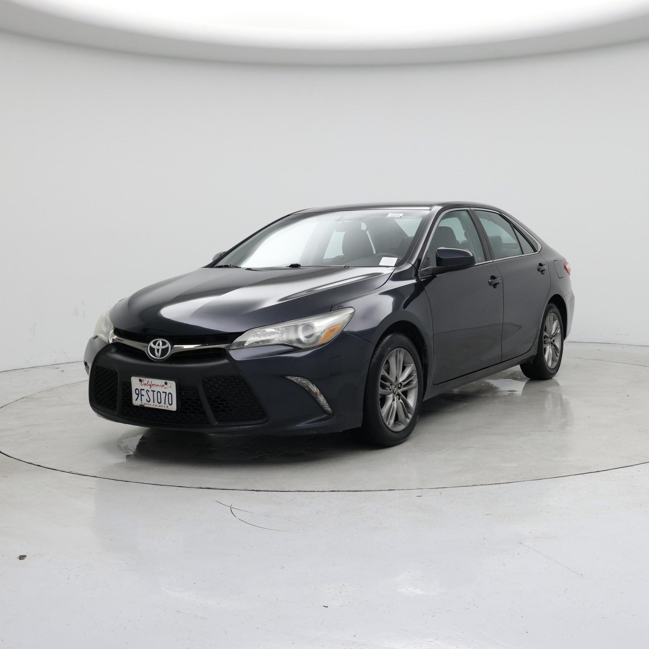 Thumbnail: 2016 Toyota Camry - 4