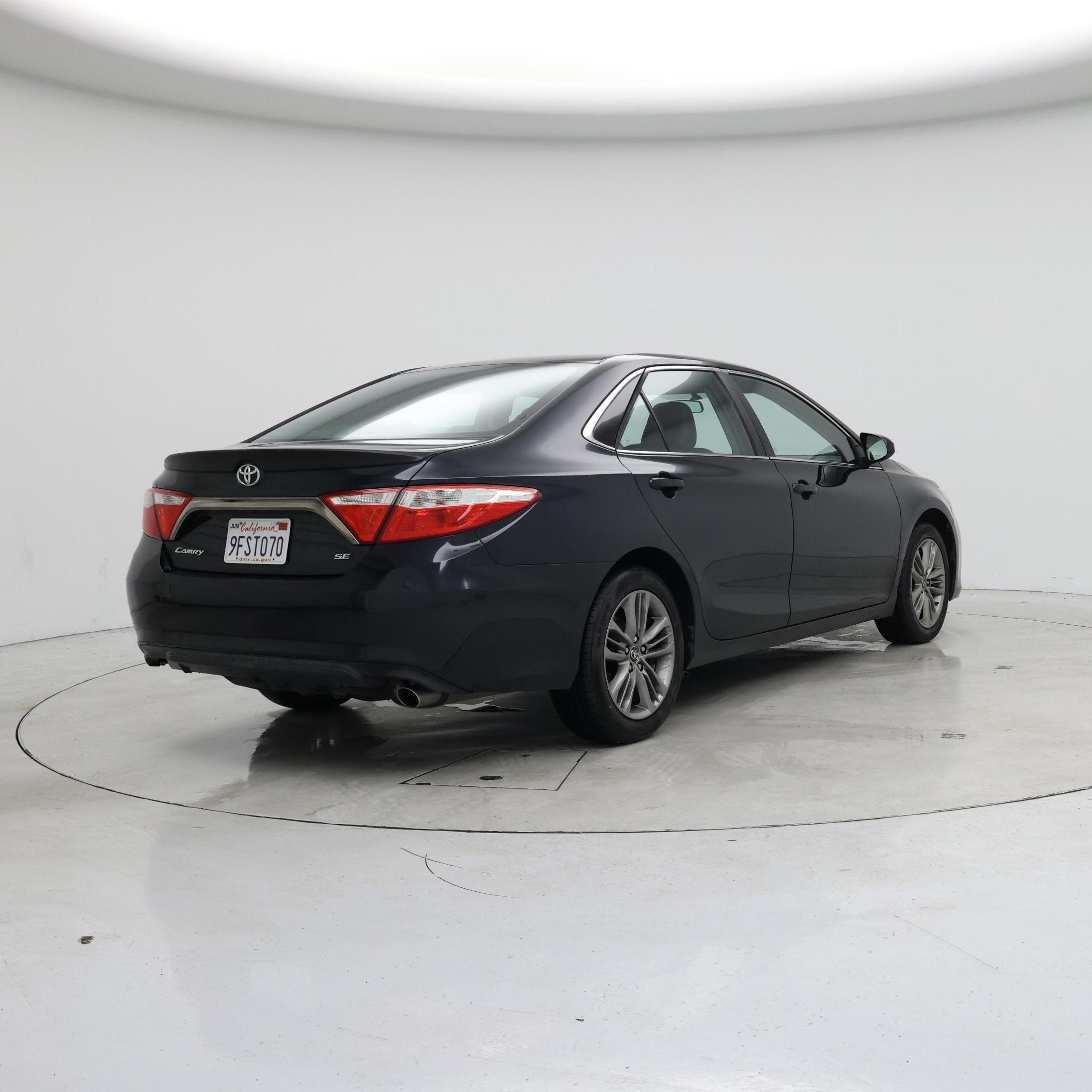 Thumbnail: 2016 Toyota Camry - 8