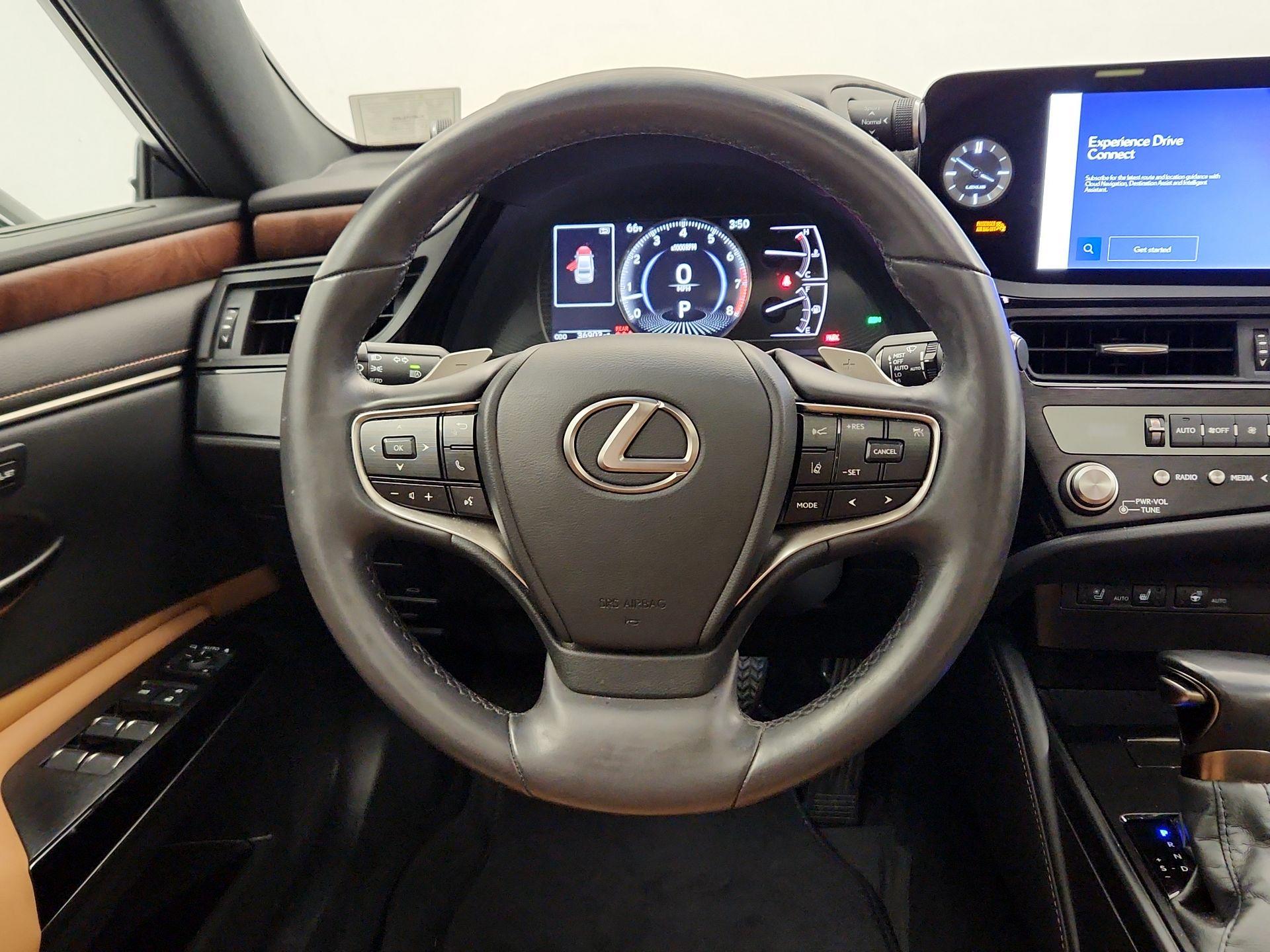 Thumbnail: 2023 Lexus ES - 10