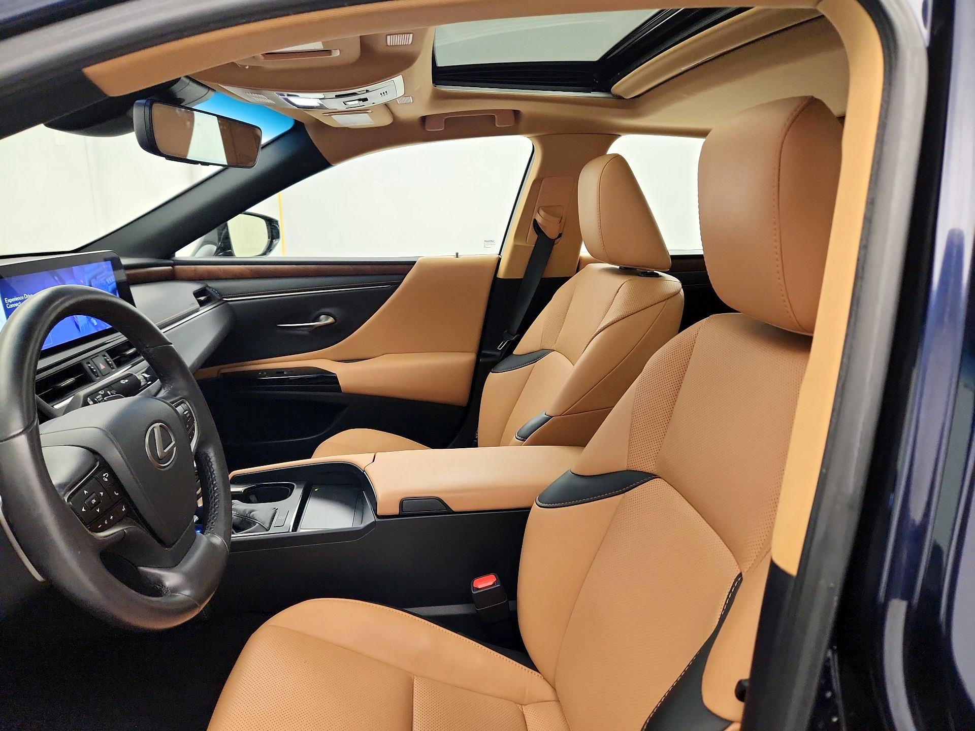 Thumbnail: 2023 Lexus ES - 19